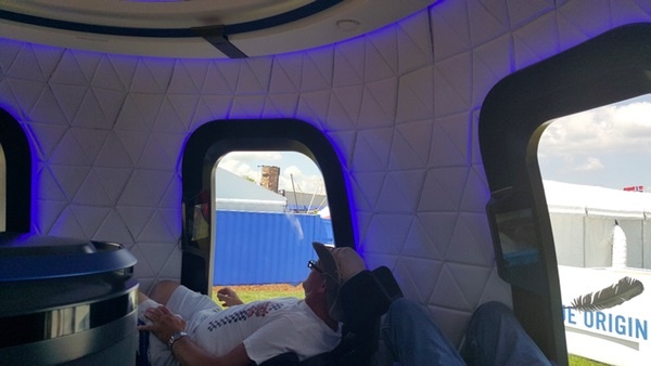 Du lich vu tru anh 2