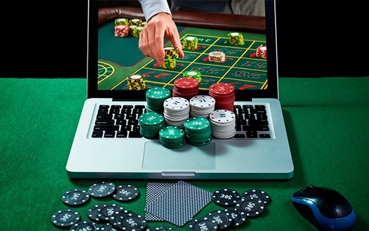 Quang cao ca do truc tuyen bua vay nguoi dung hinh anh