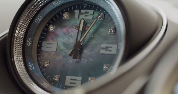 Mon phu kien xe dat hon ca chiec Bentley Bentayga hinh anh