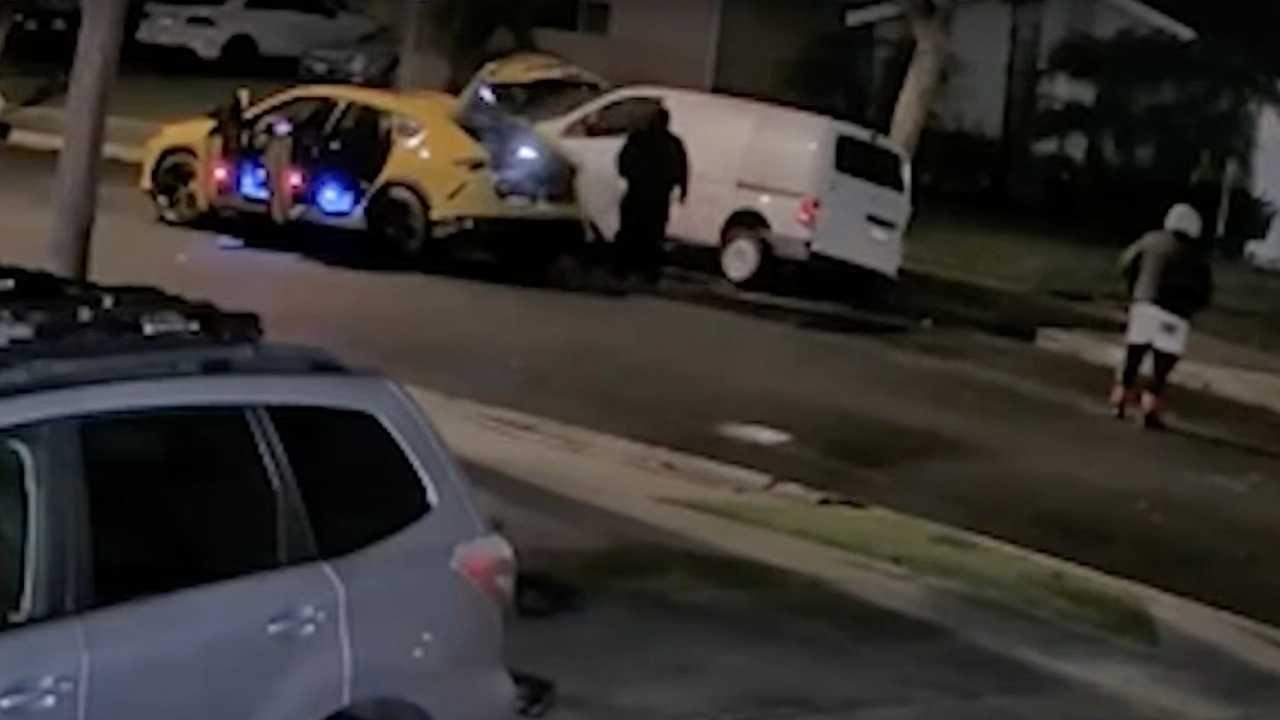 Lai Lamborghini Urus di trom bo loc khi thai cua oto hinh anh