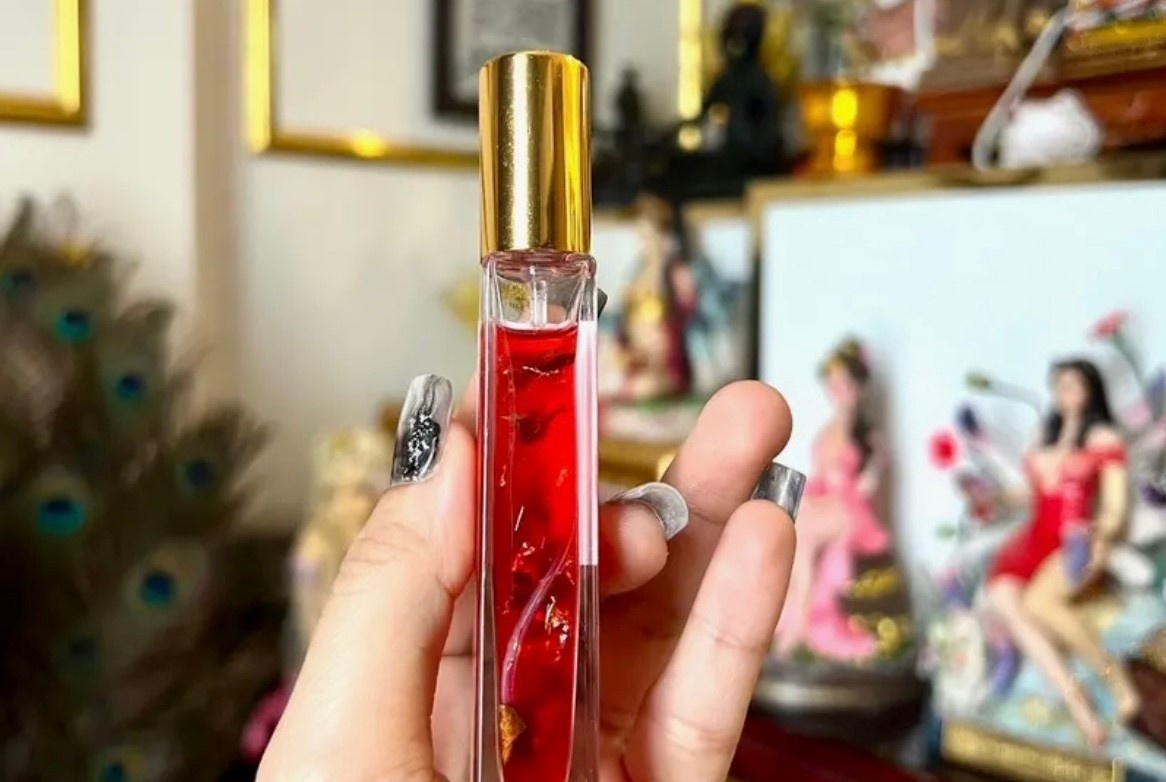 Hang tam linh, me tin tran lan tren TikTok Shop hinh anh