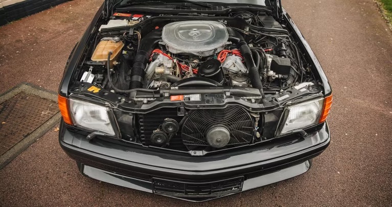 Mercedes 560 SEC AMG anh 2