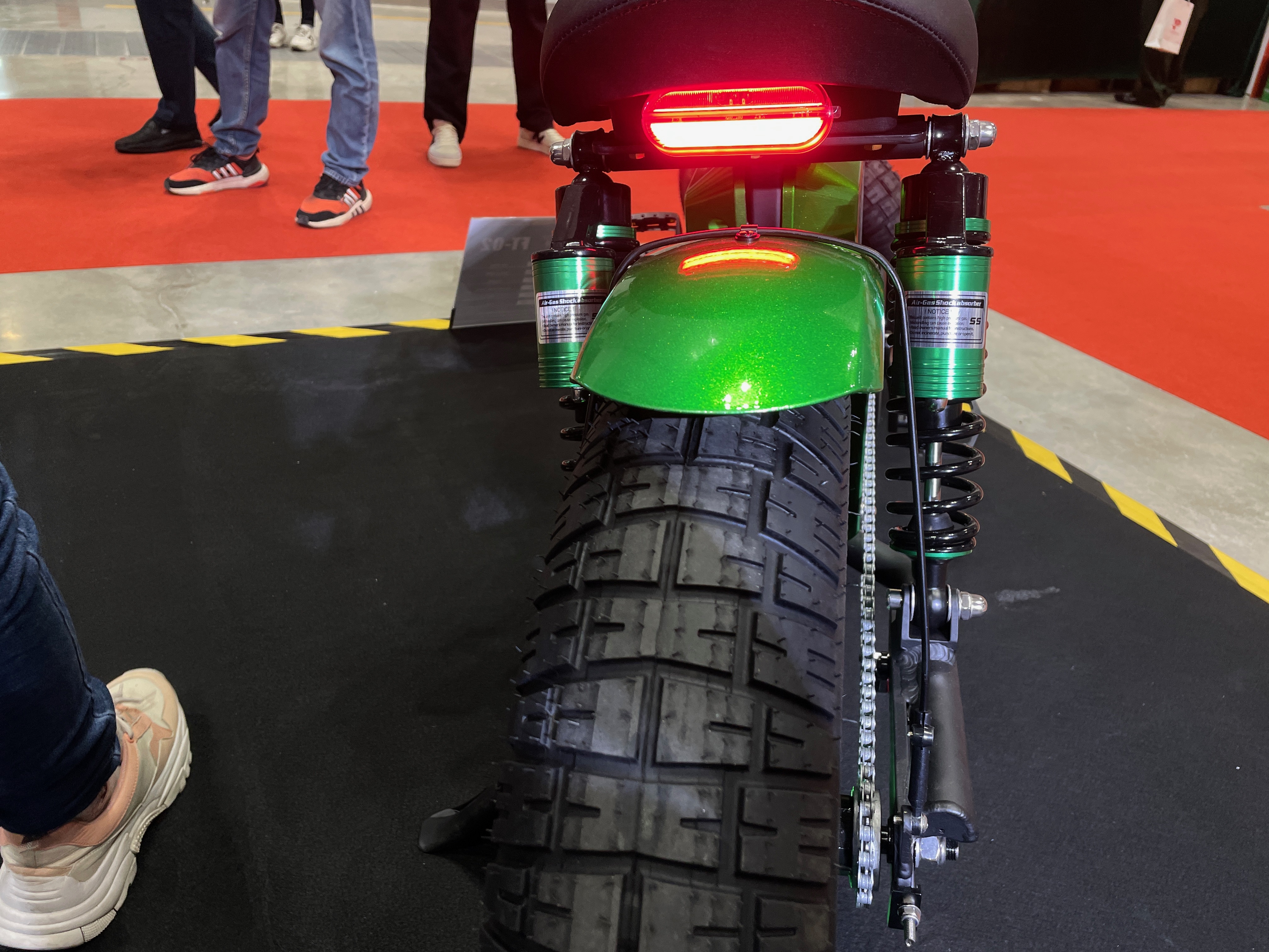 xe dien Trung Quoc anh 12