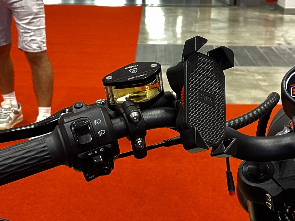 xe dien Trung Quoc anh 4