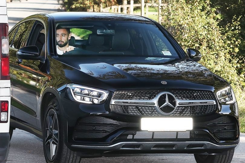 Bo suu tap oto cua Bruno Fernandes hinh anh