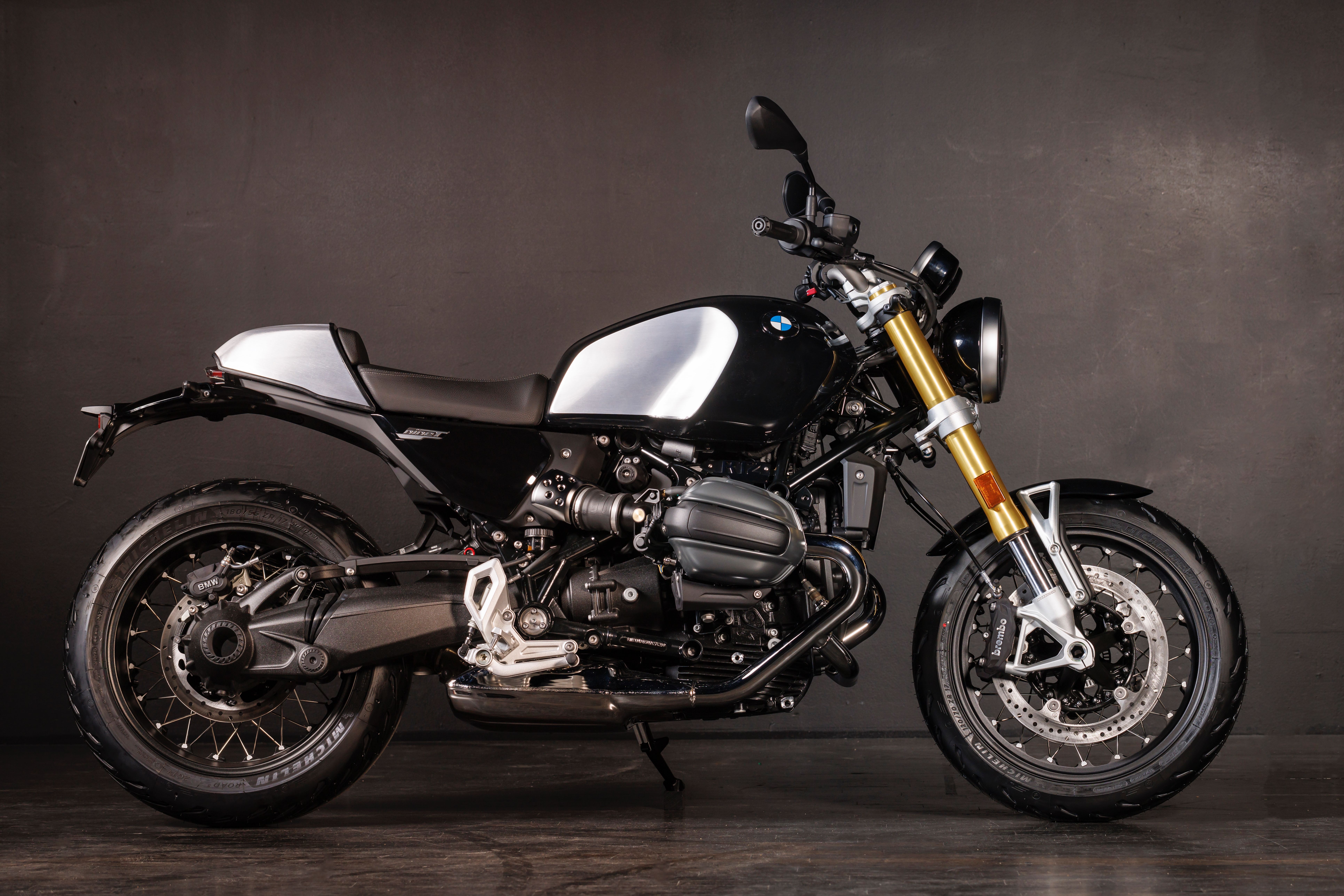 BMW R 12 nineT ra mat Viet Nam, gia gan 700 trieu dong hinh anh