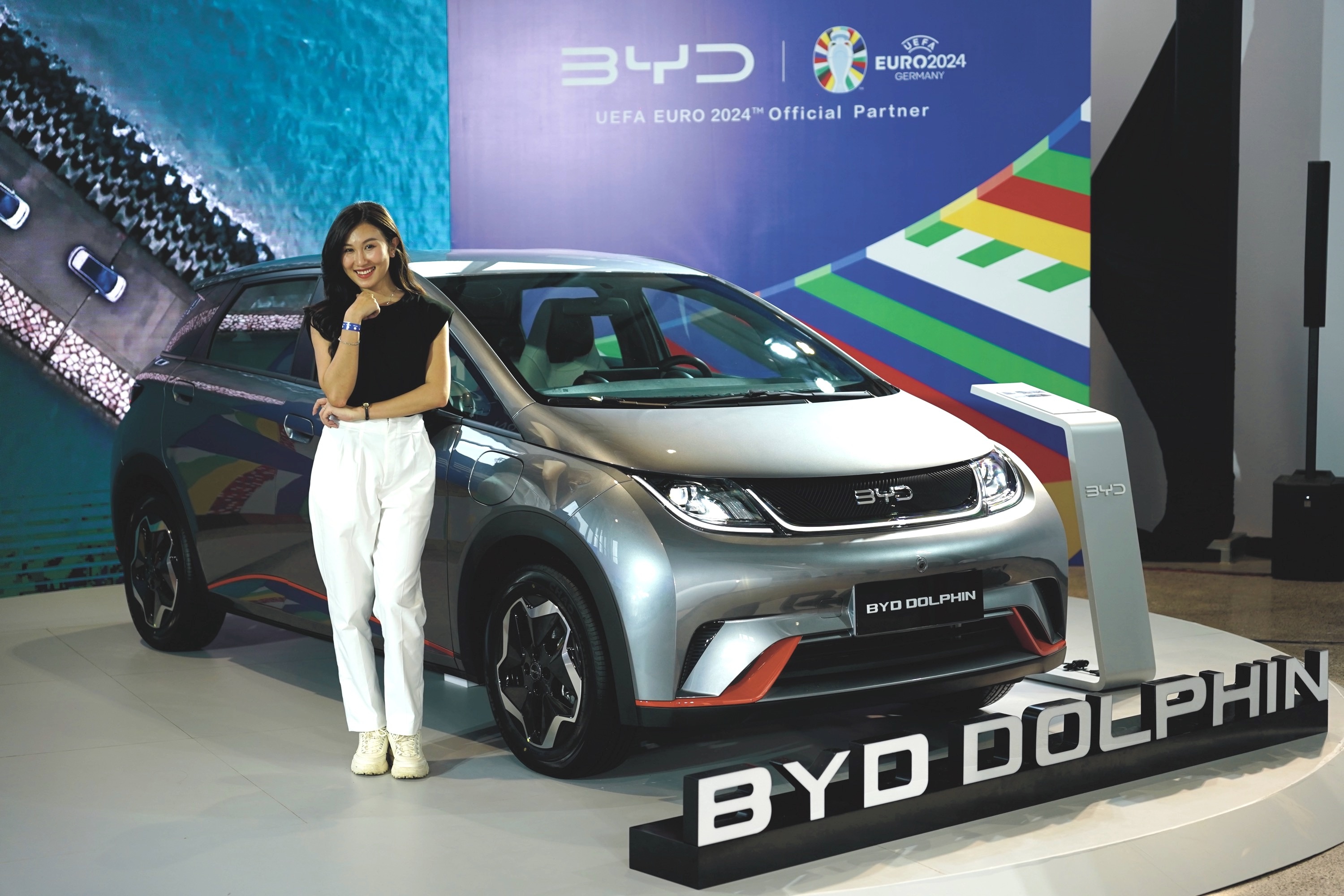 Trai nghiem nhanh BYD Dolphin hinh anh