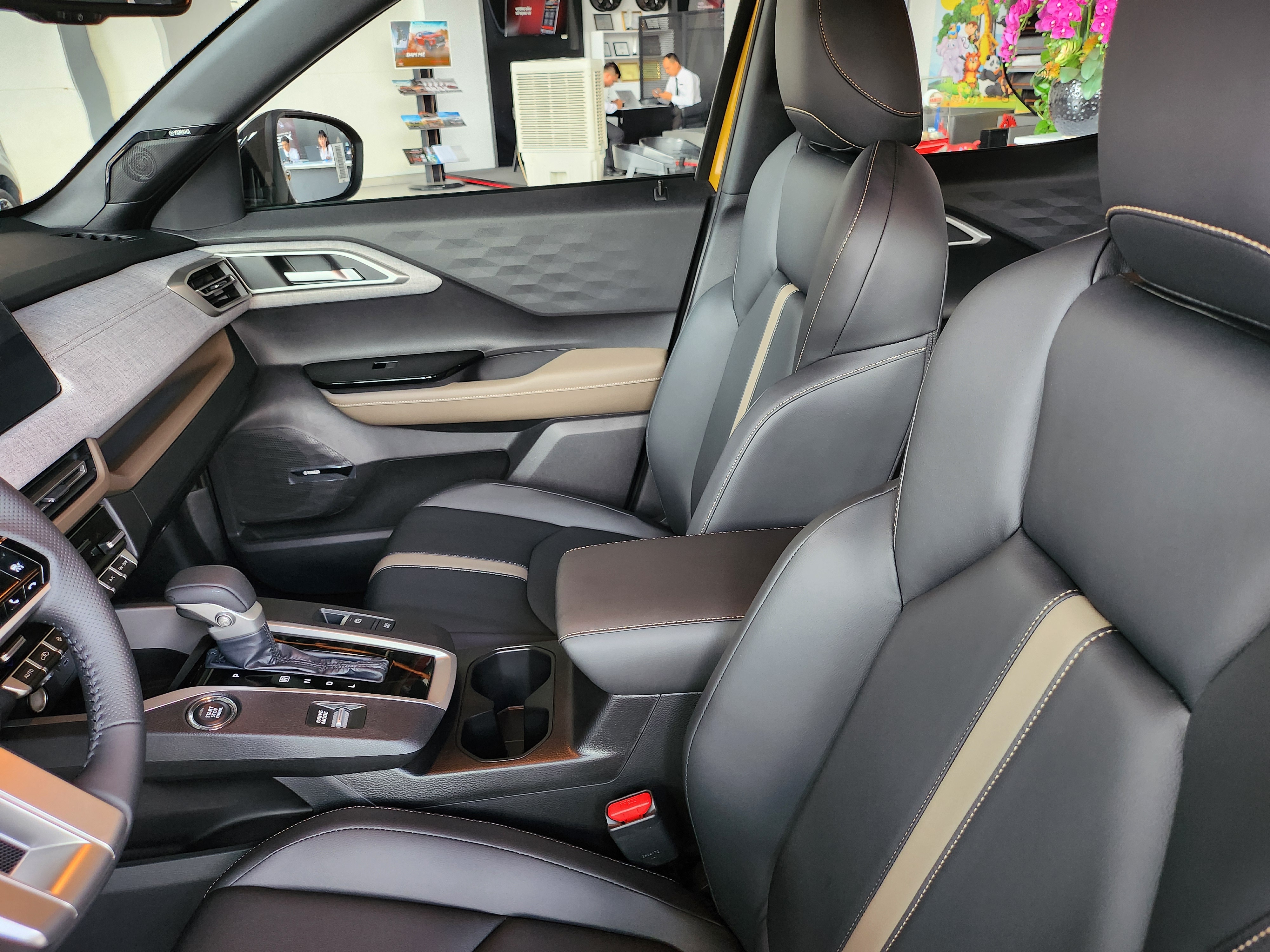 Mitsubishi Xforce anh 7