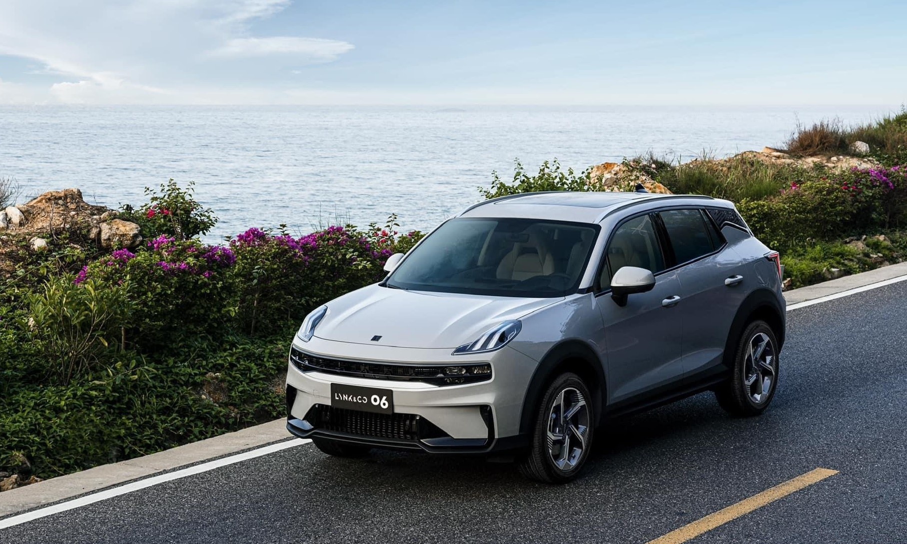 Co hoi nao cho Lynk & Co 06 tai Viet Nam trong phan khuc kho? hinh anh