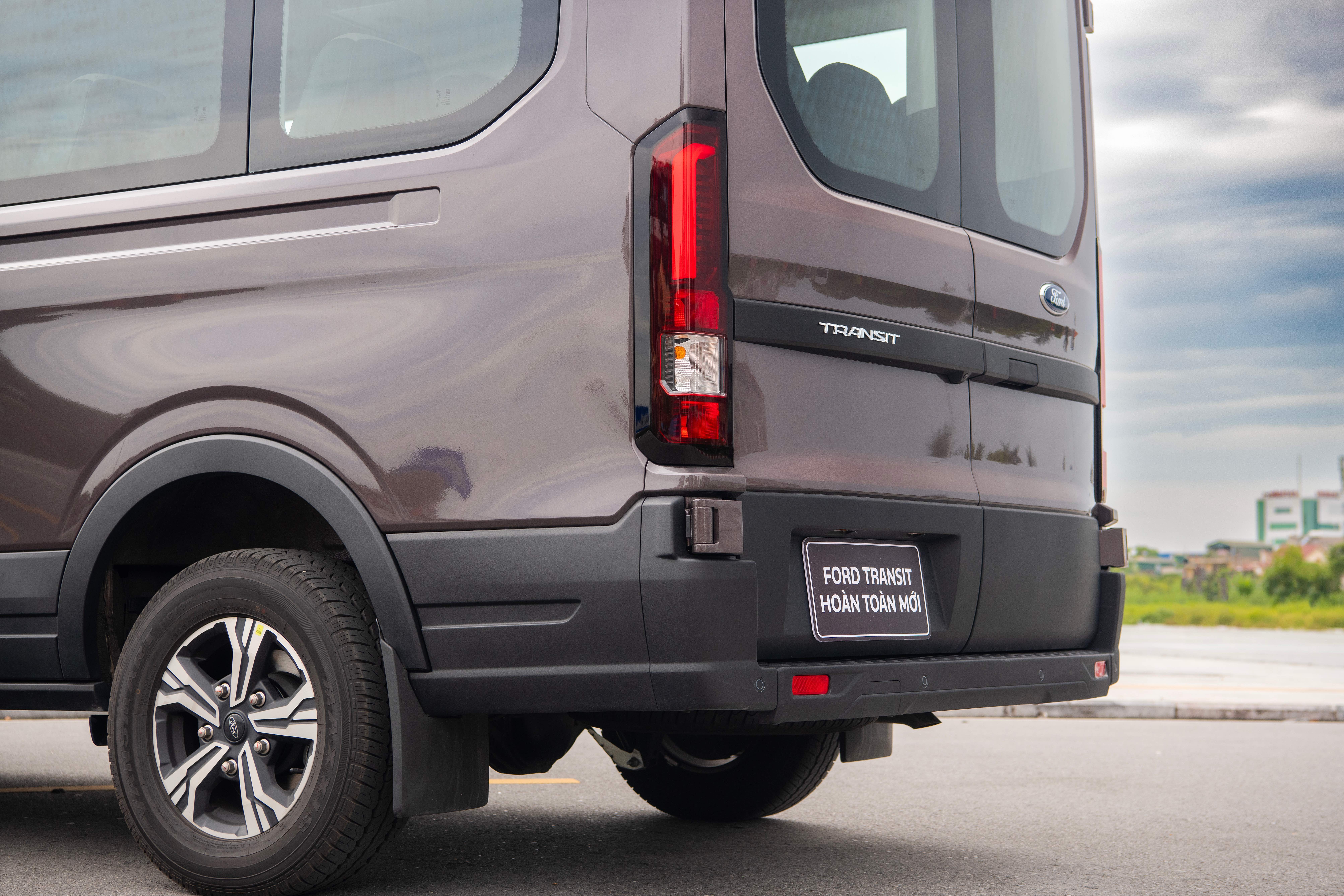 Ford Transit 2024 anh 15