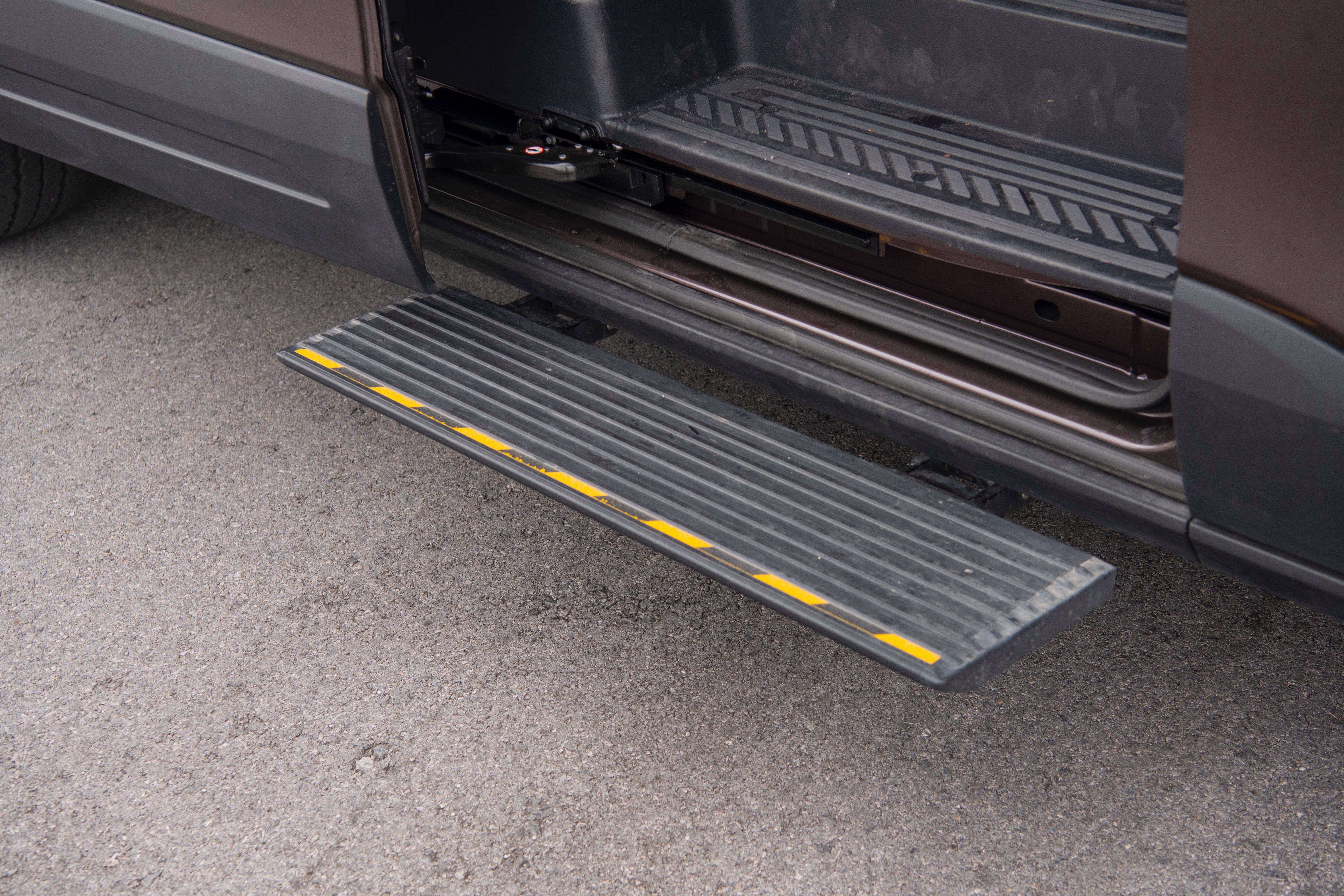 Ford Transit 2024 ảnh 6 Ford Transit 2024 anh 6