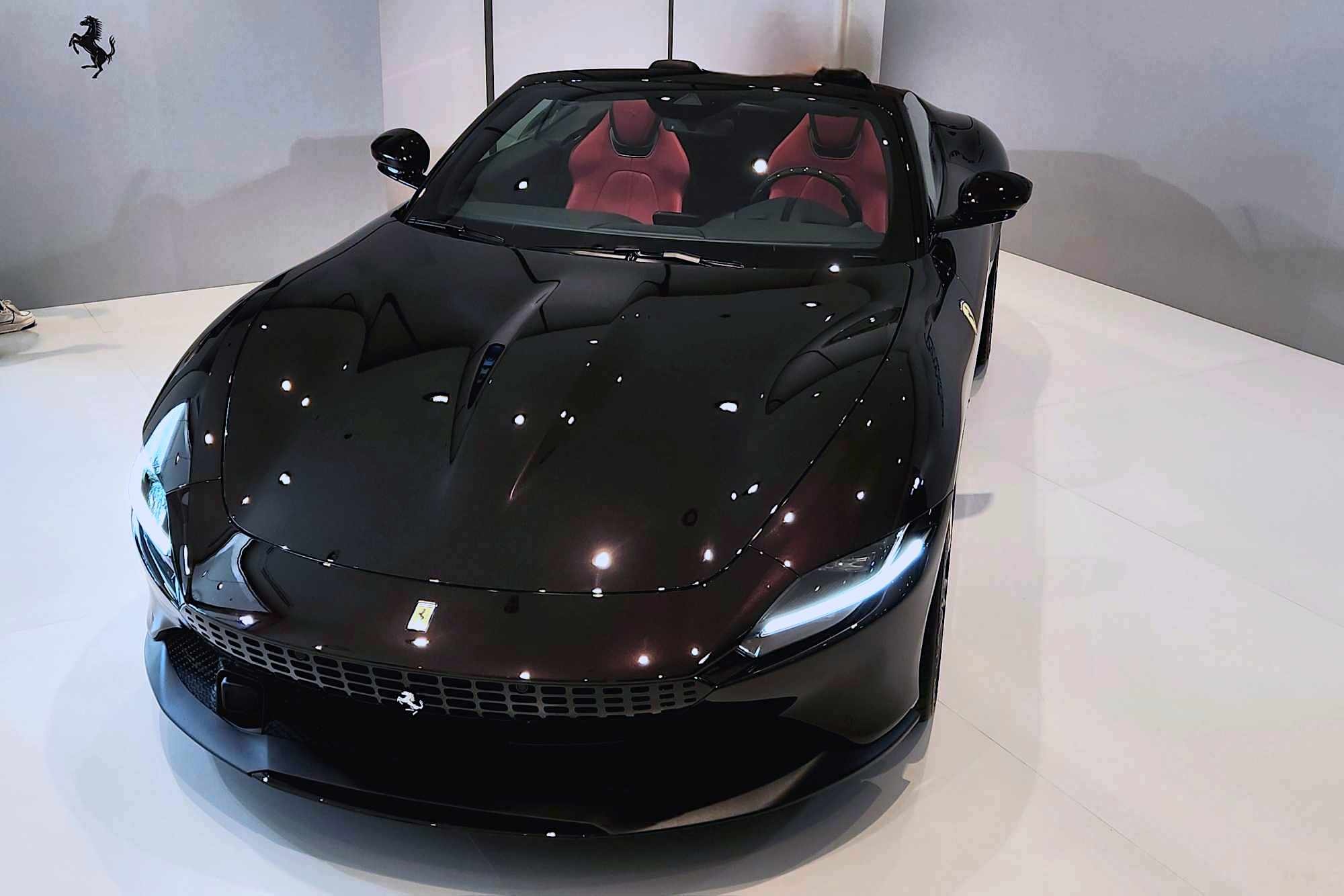 Ferrari Roma Spider ảnh 3 Ferrari Roma Spider anh 3