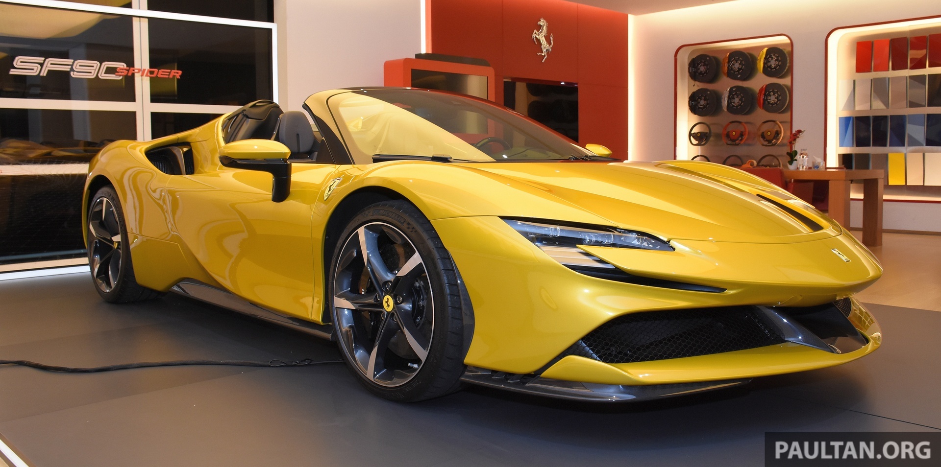 Sieu xe Ferrari anh 1