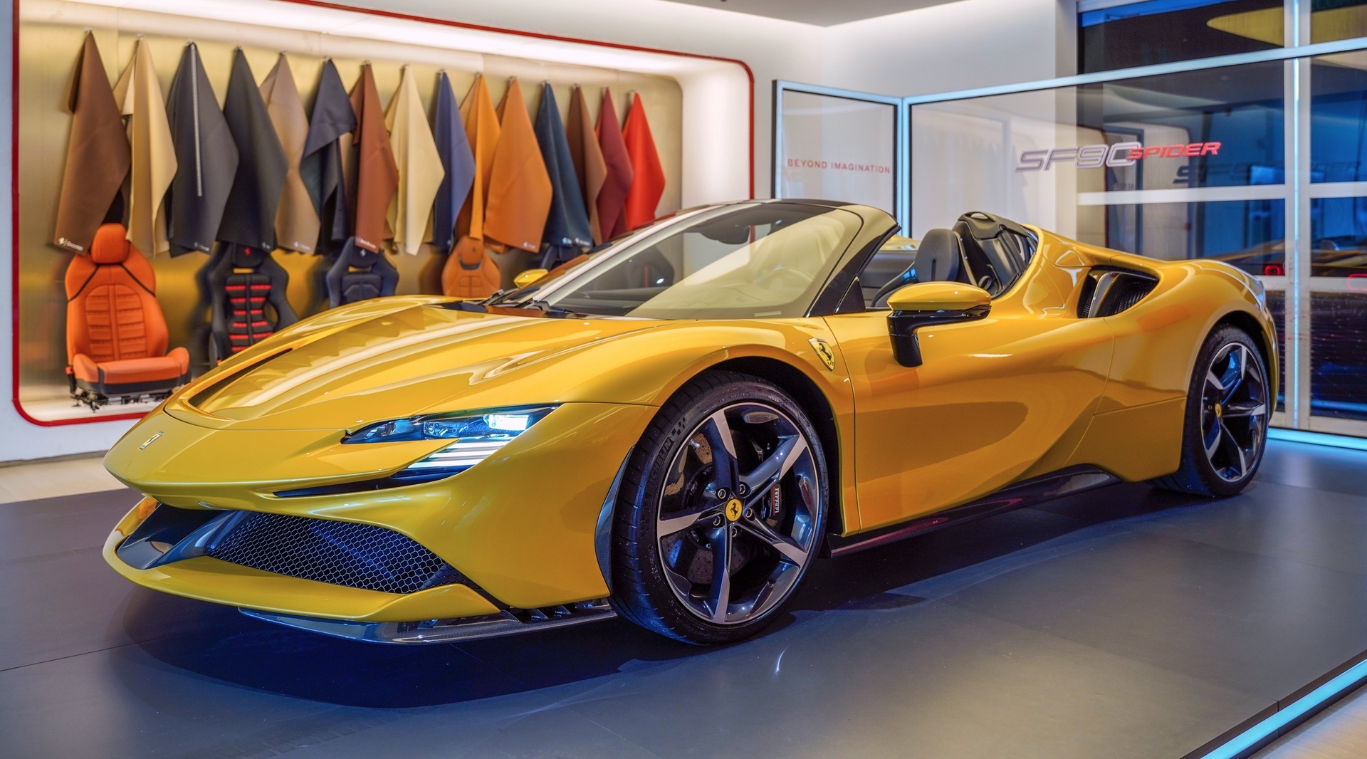 Sieu xe Ferrari SF90 Stradale bi khai tu? hinh anh