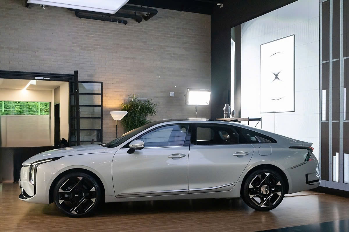 Kia K8 ảnh 2 Kia K8 anh 2