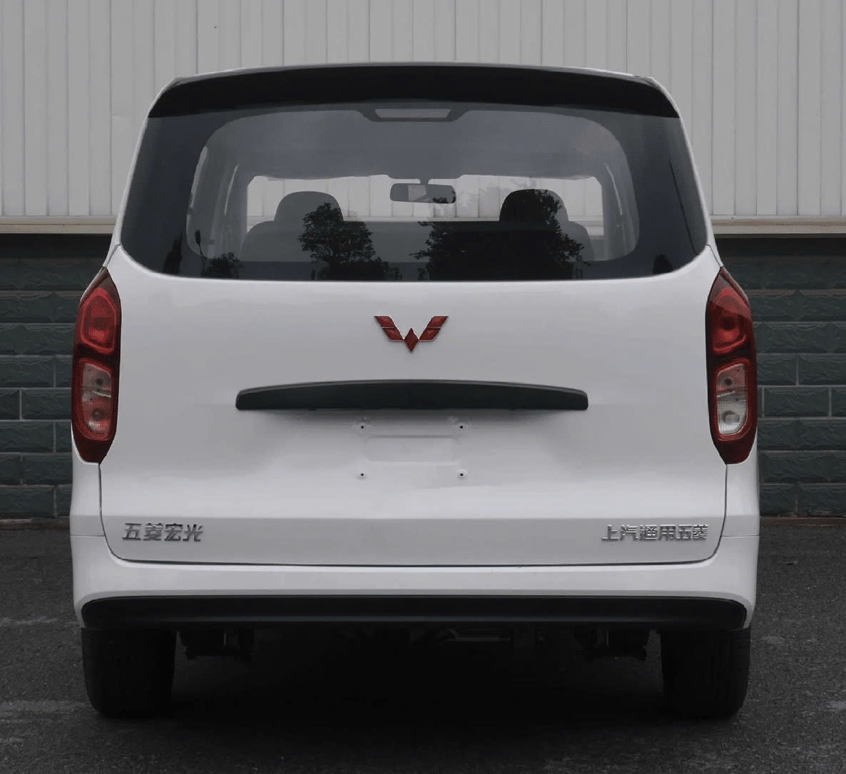 Wuling Hongguang anh 3