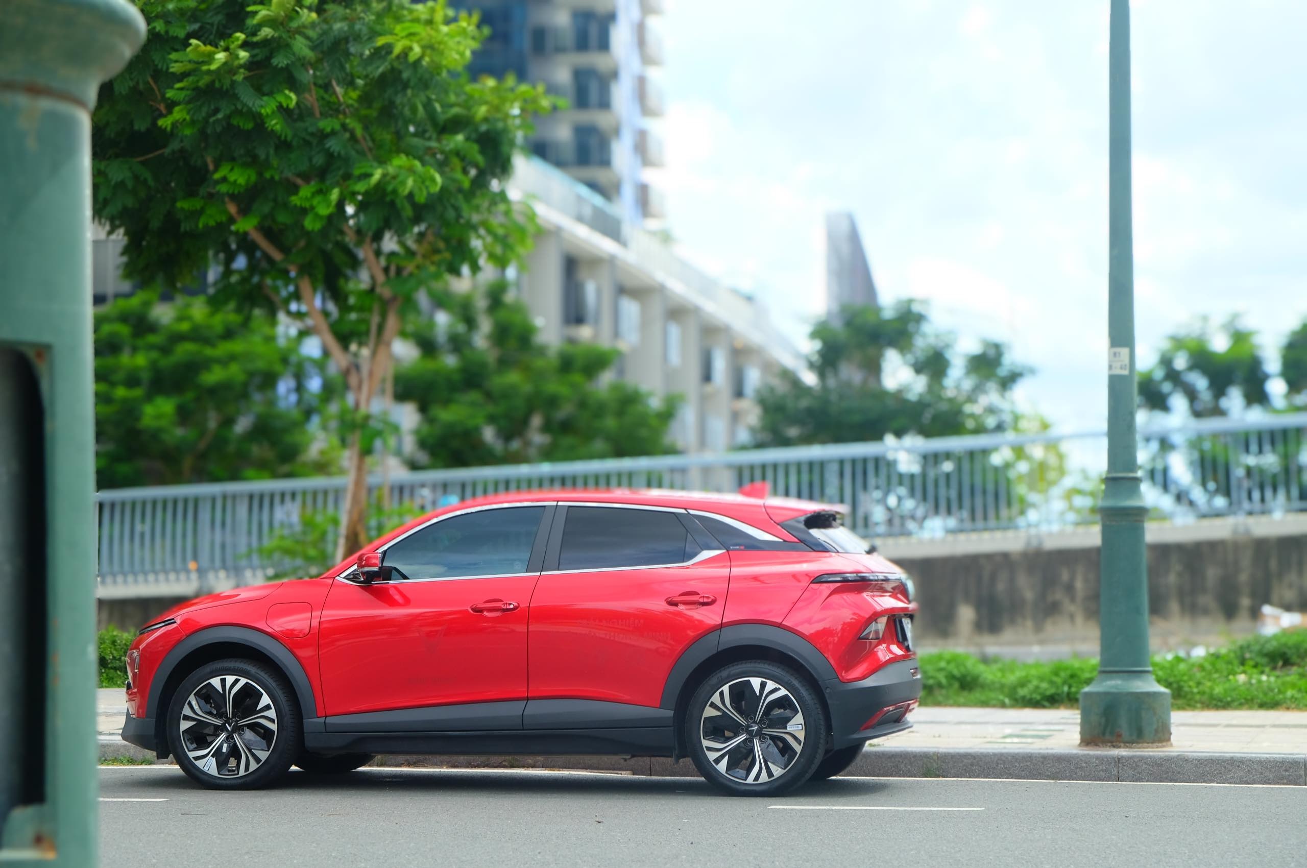 Cuoc chien SUV nang luong moi tai Viet Nam nam nay da ha man? hinh anh