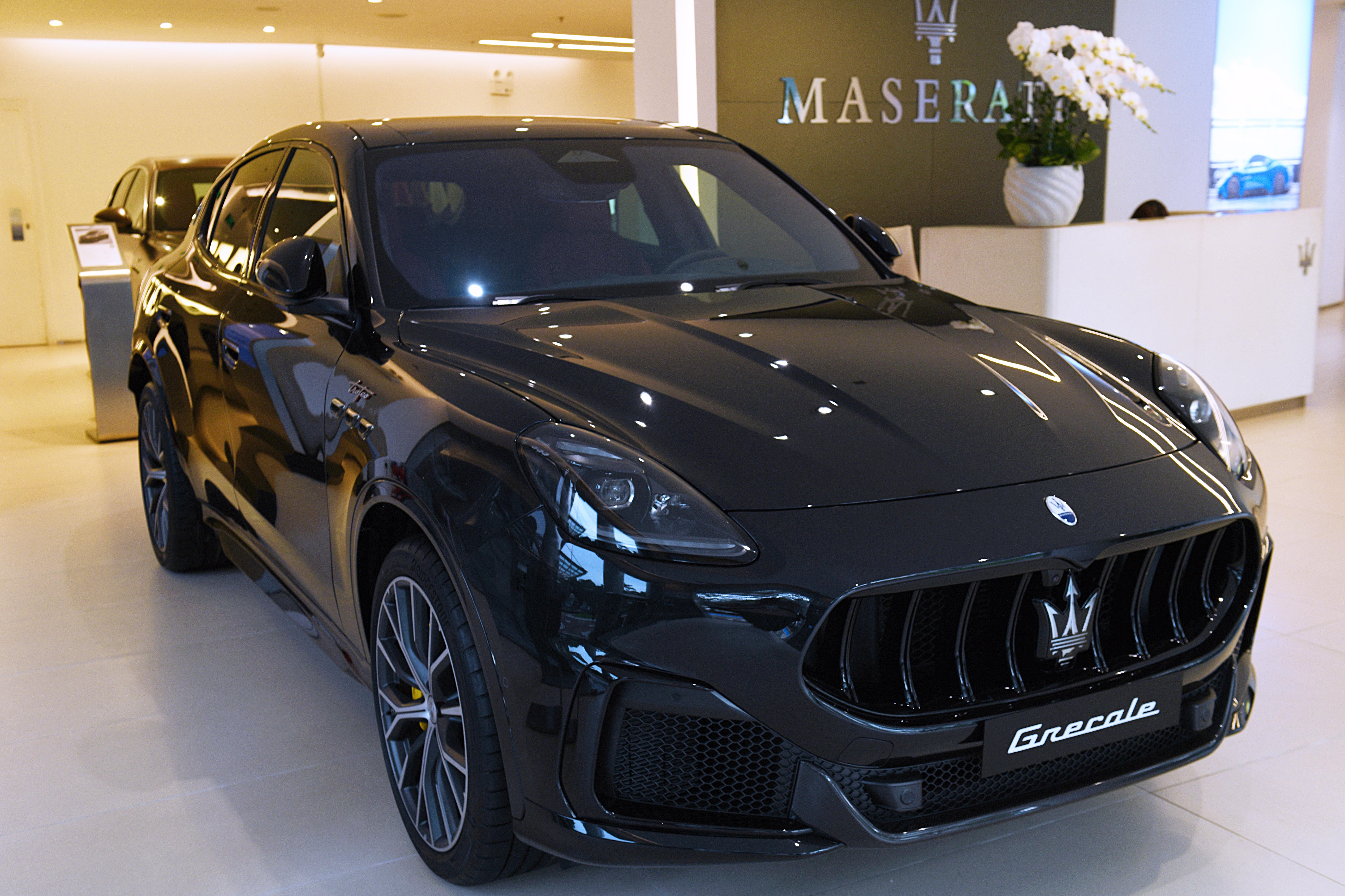 Chi tiet Maserati Grecale Trofeo manh 530 ma luc gia gan 7,7 ty dong hinh anh