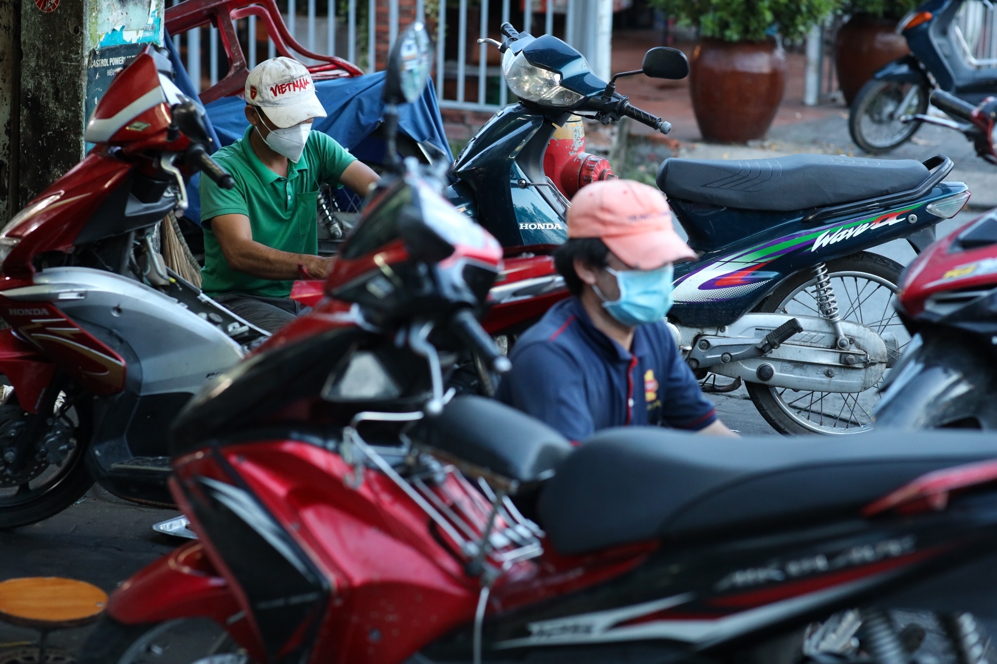 Sat giao thua van doi rua xe hinh anh