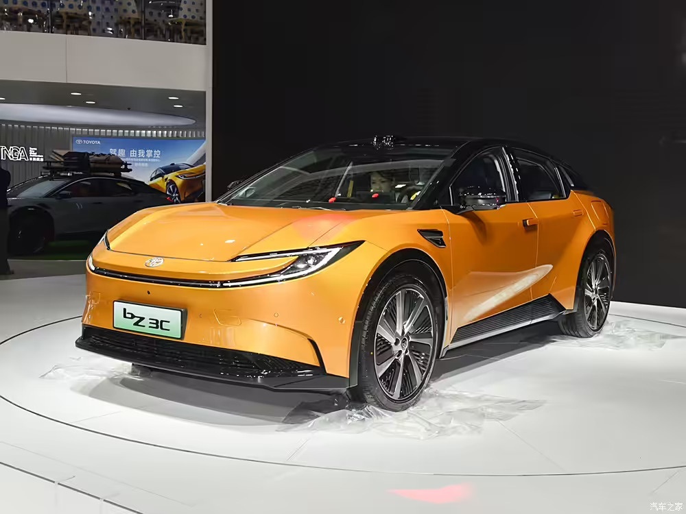 Xe dien Toyota anh 3