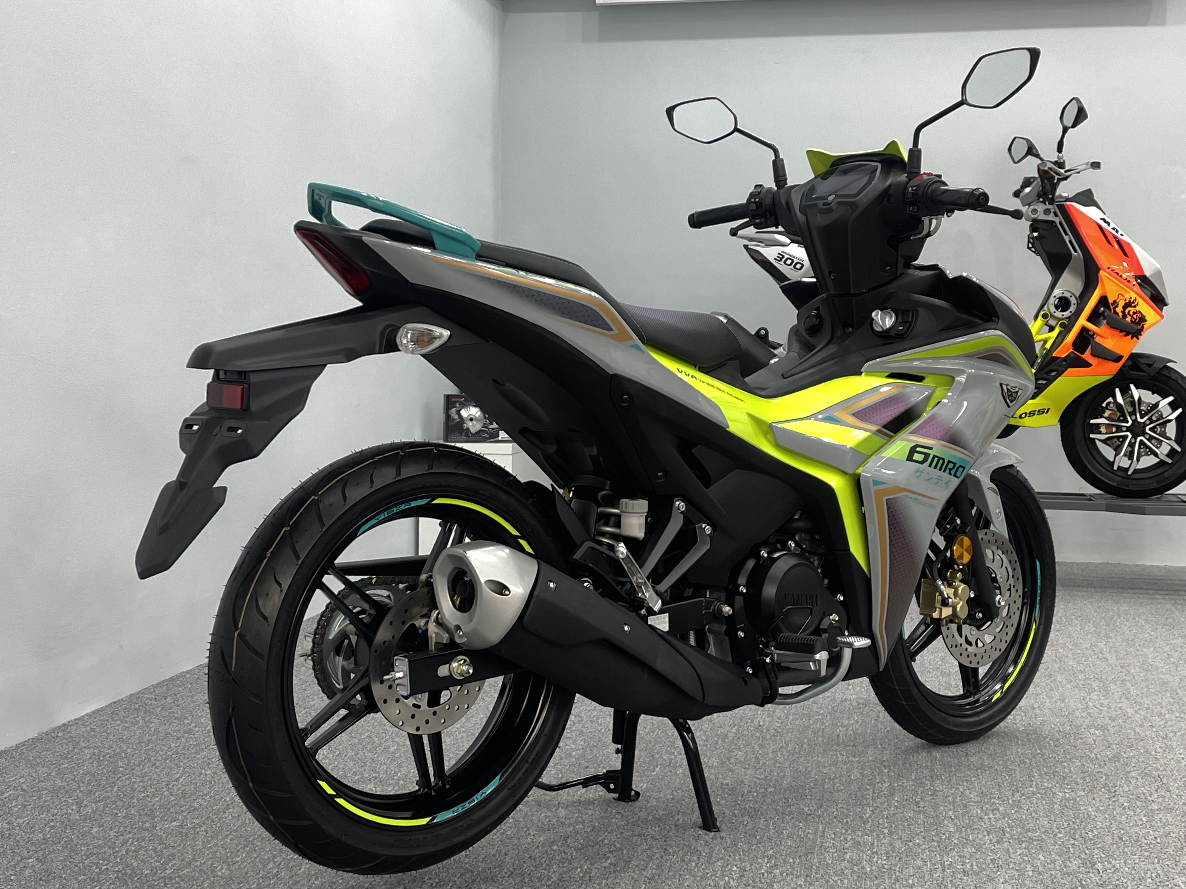 Xe tay con Yamaha anh 10