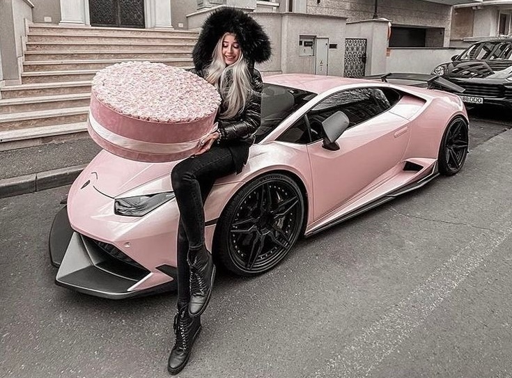 Nhung sieu xe danh cho Valentine, co chiec gia trieu USD hinh anh