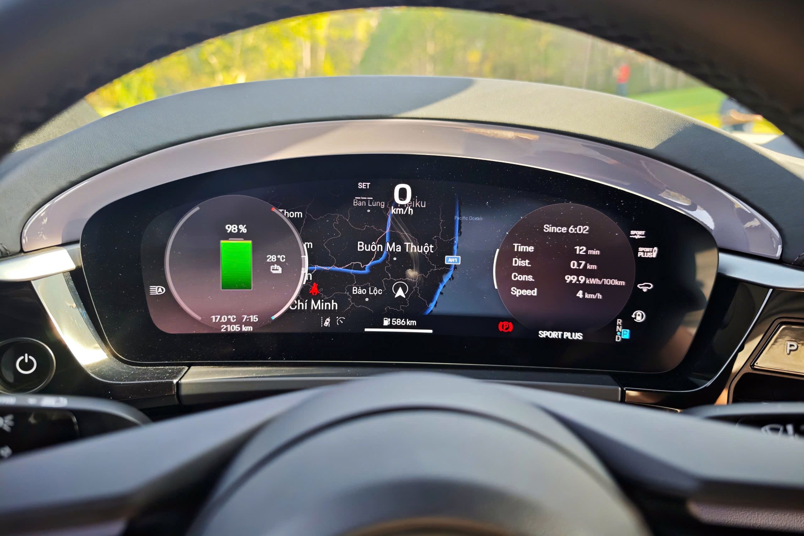 Porsche Macan 4 EV anh 10