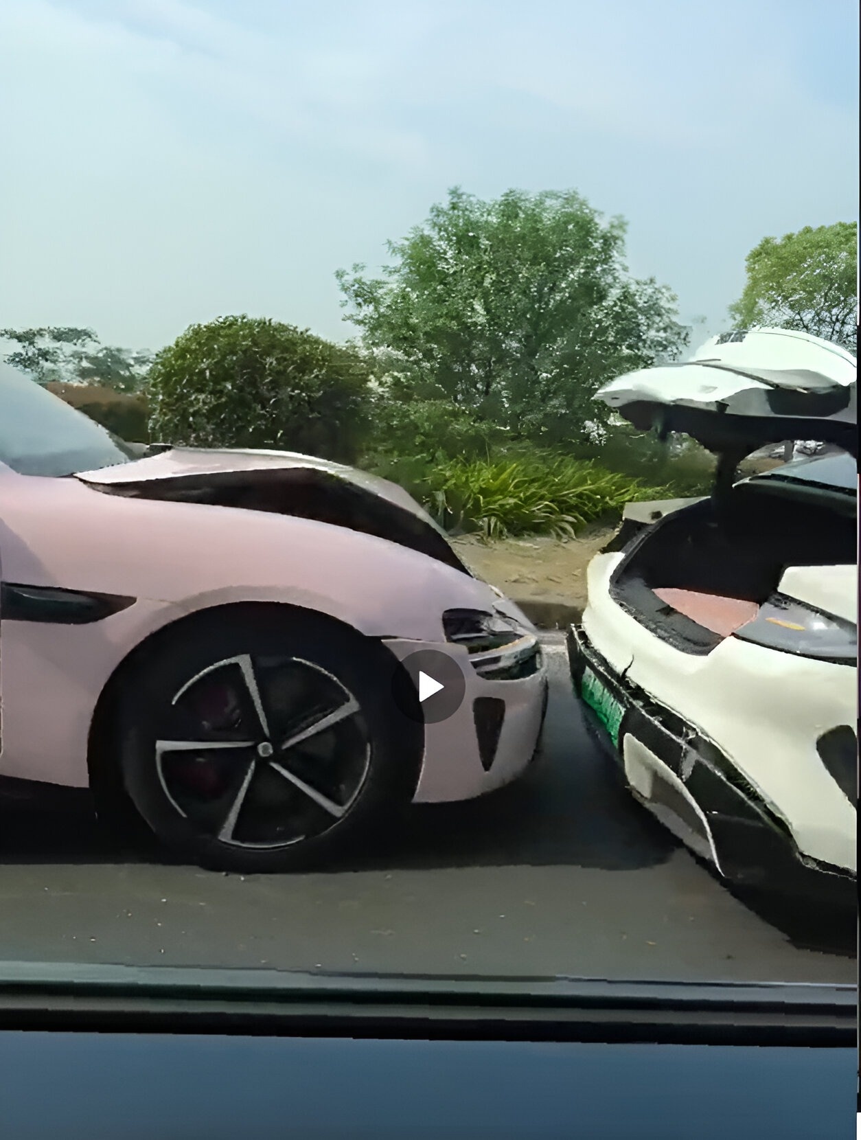 Xiaomi SU7 gap tai nan anh 3