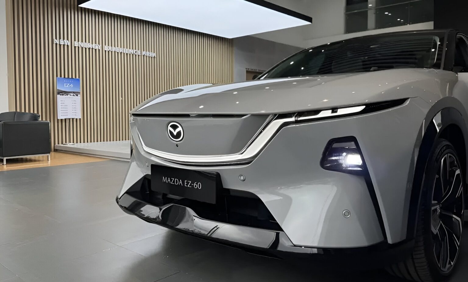 SUV dien cua Mazda xuat hien - bot giong 'xe Nhat' hinh anh