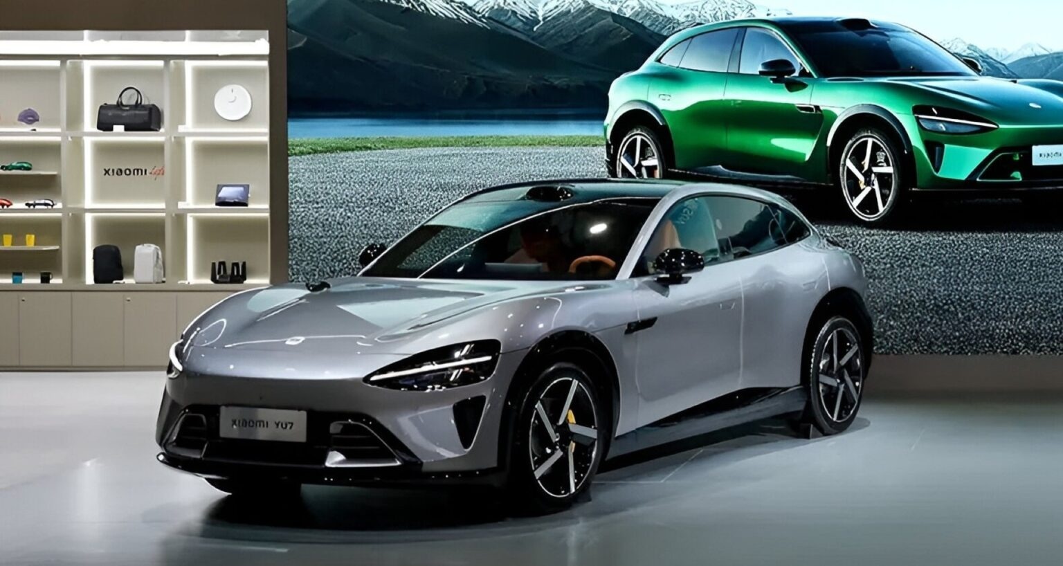 Ro ri anh cua Xiaomi YU7 ban hieu suat cao, dau cung la carbon hinh anh