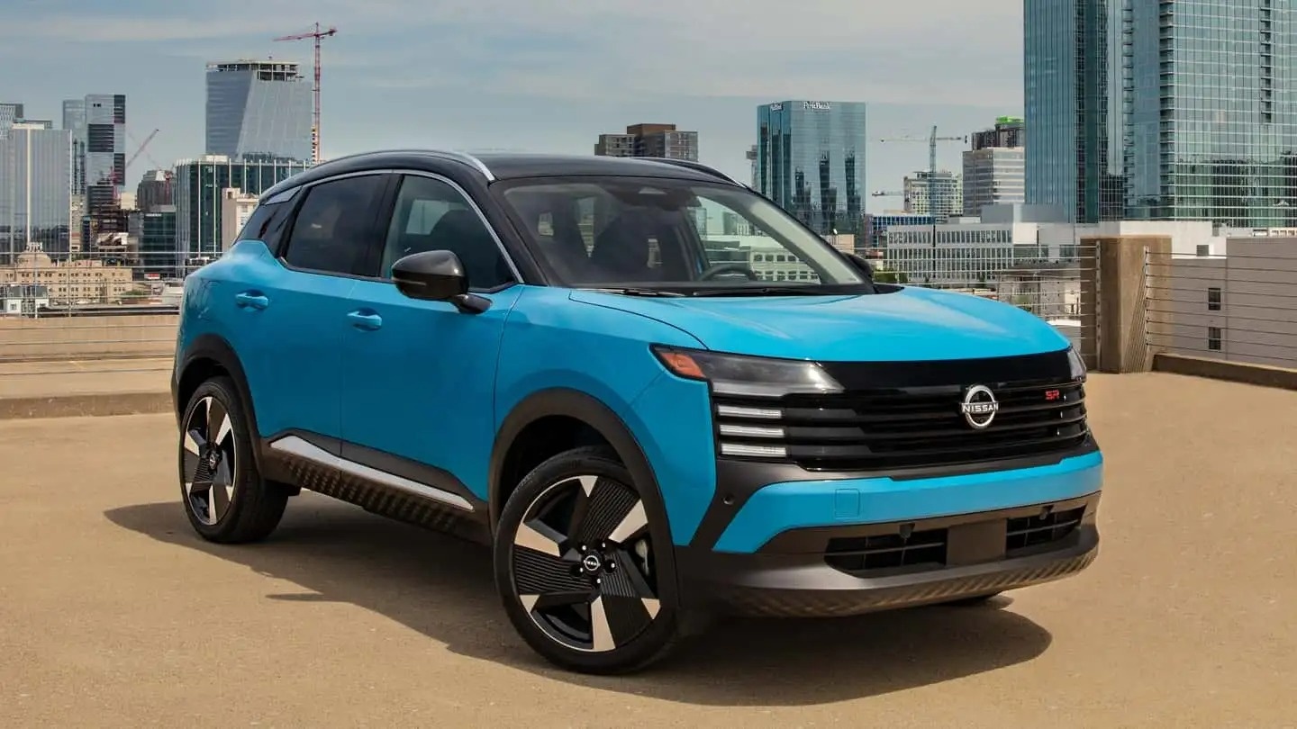 Thue nhap khau dang 'giet chet' xe gia re hinh anh