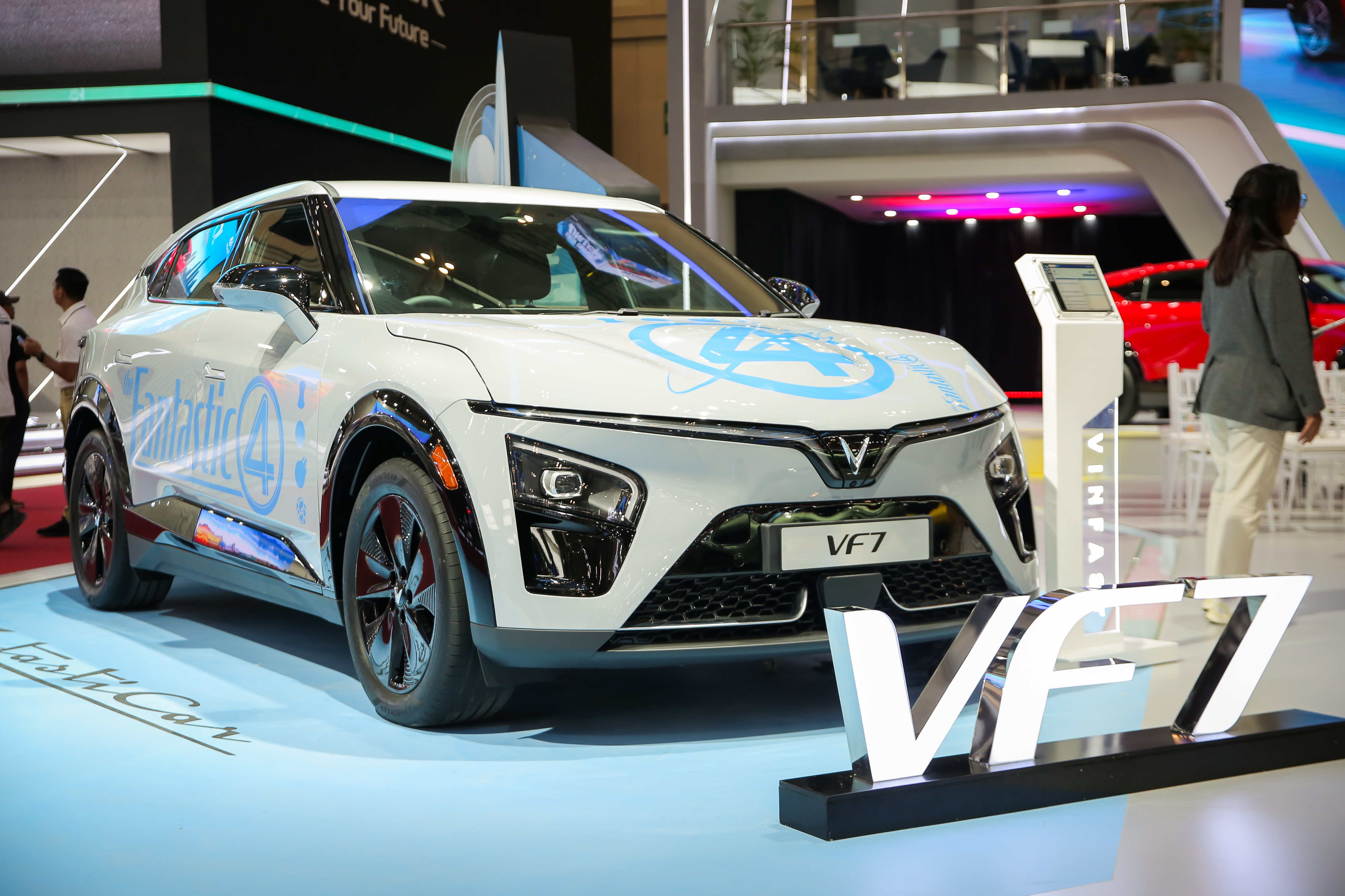 VinFast VF 7 mo ban tai Indonesia hinh anh