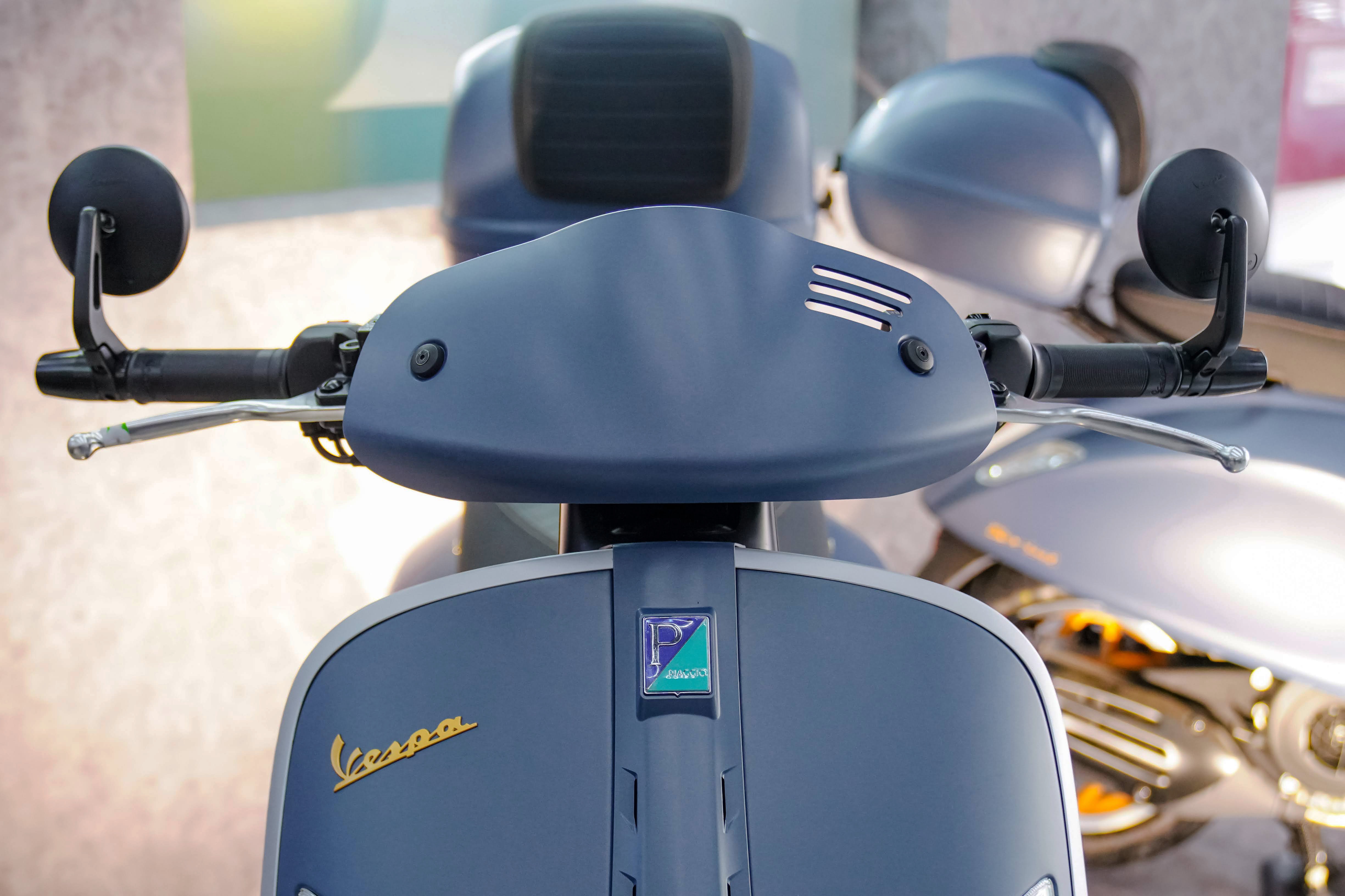 Gia xe Vespa anh 3