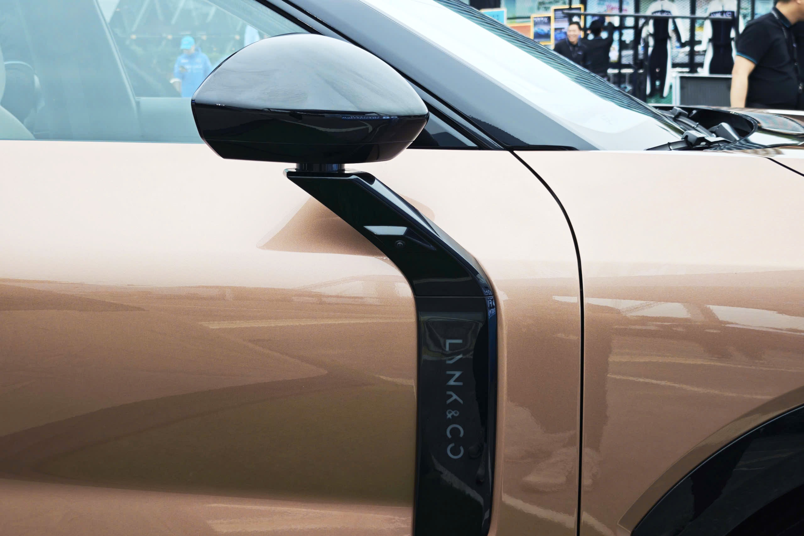 Lynk & Co 08 ảnh 4 Lynk & Co 08 anh 4