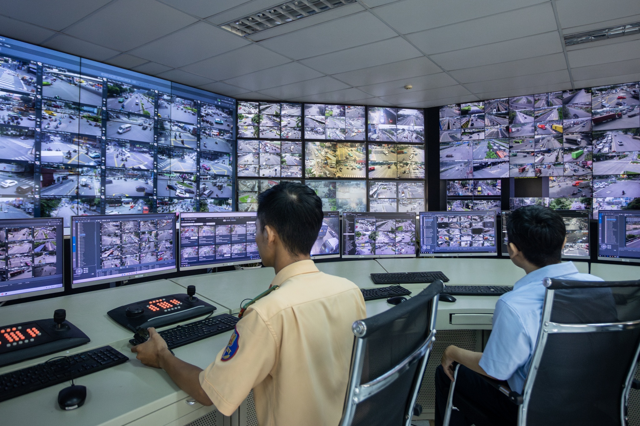 Duong nao tai TPHCM dang lap camera AI phat nguoi? hinh anh