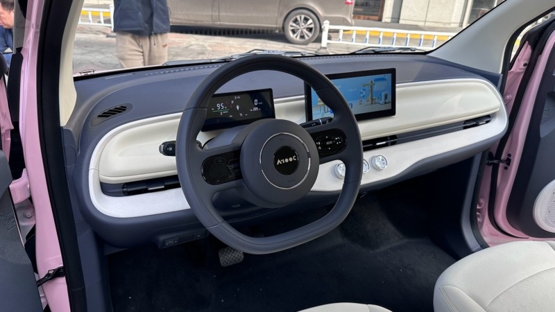 Xe dien Wuling anh 3