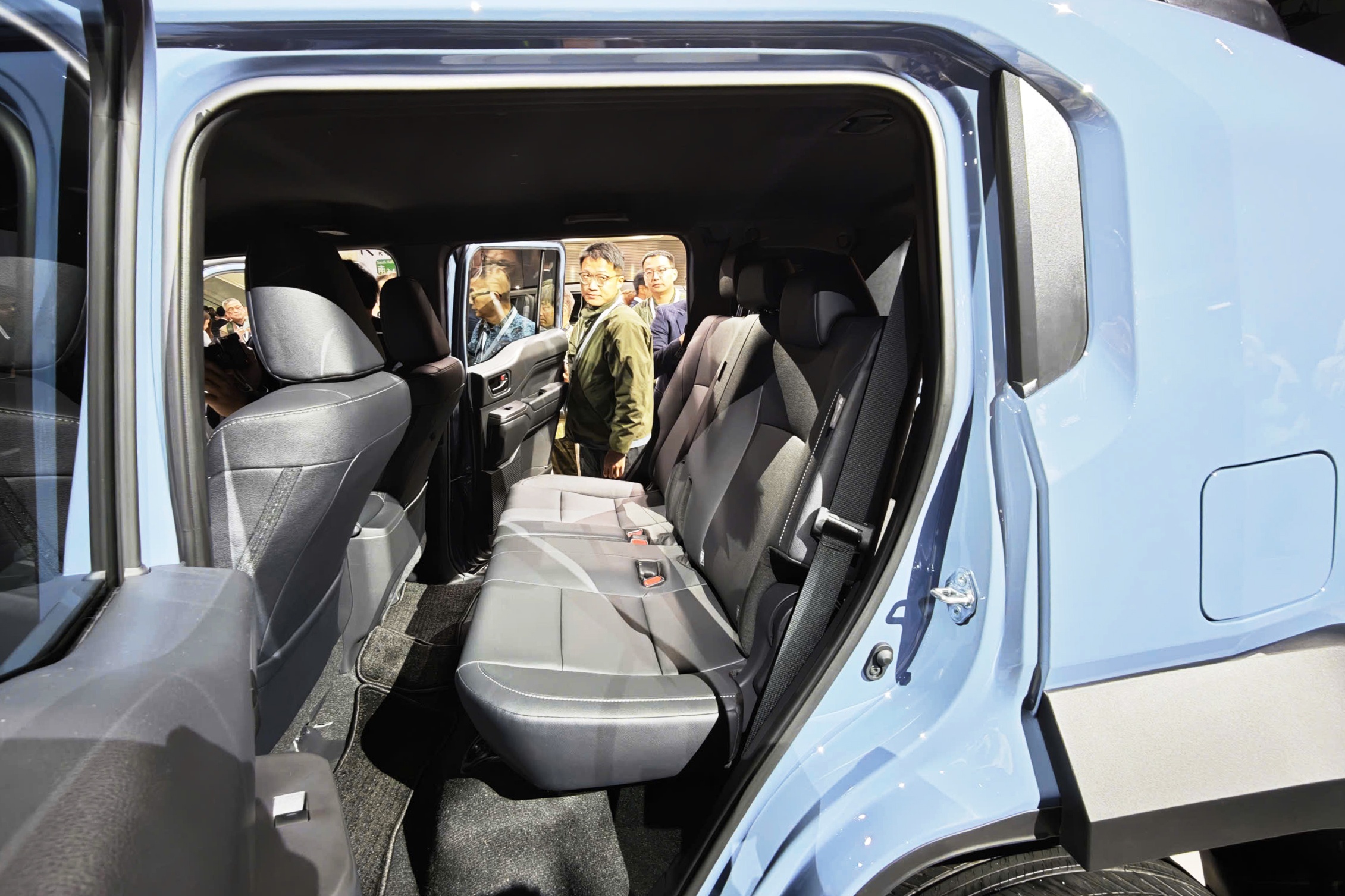 Toyota Land Cruiser FJ ảnh 8 Toyota Land Cruiser FJ anh 8