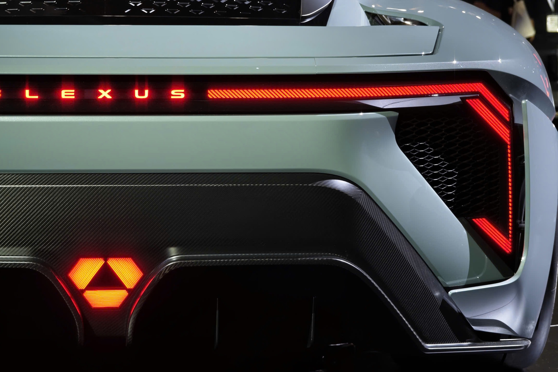 Lexus LFR concept ảnh 7 Lexus LFR concept anh 7