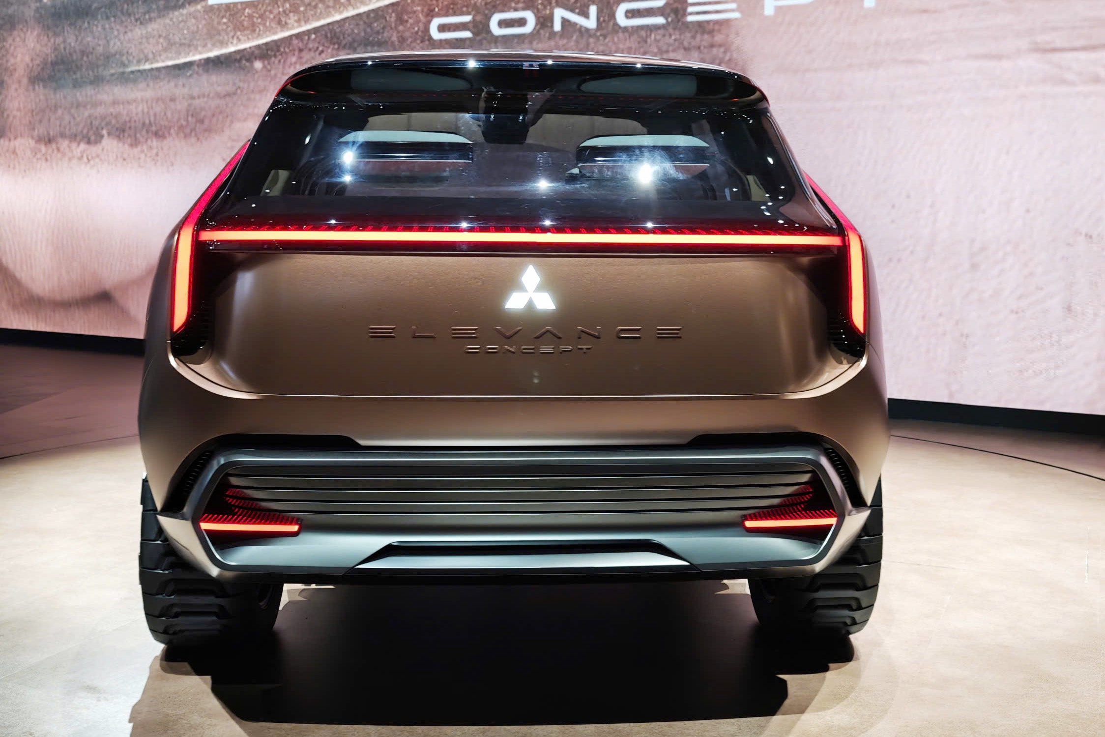 Mitsubishi Elevance Concept ảnh 5 Mitsubishi Elevance Concept anh 5