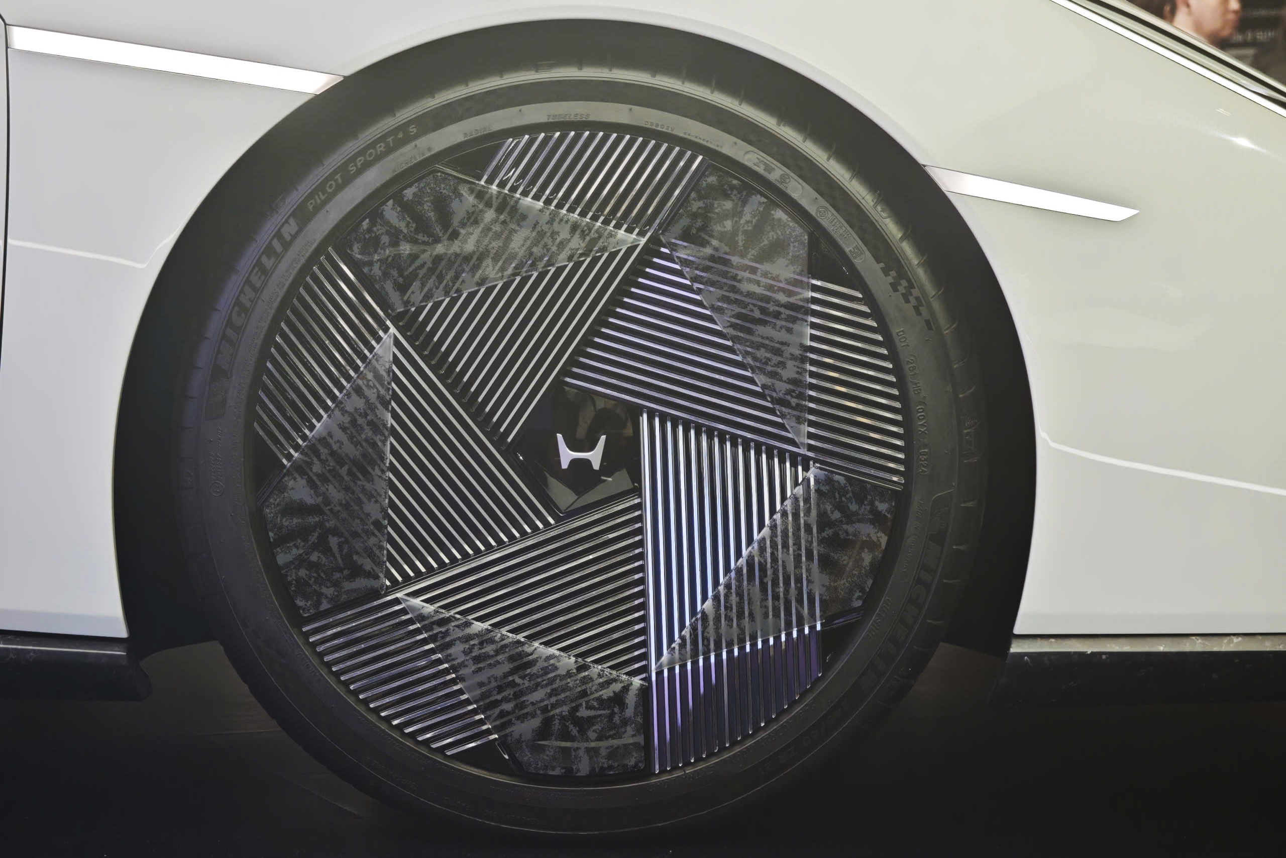 Honda 0 Saloon ảnh 6 Honda 0 Saloon anh 6