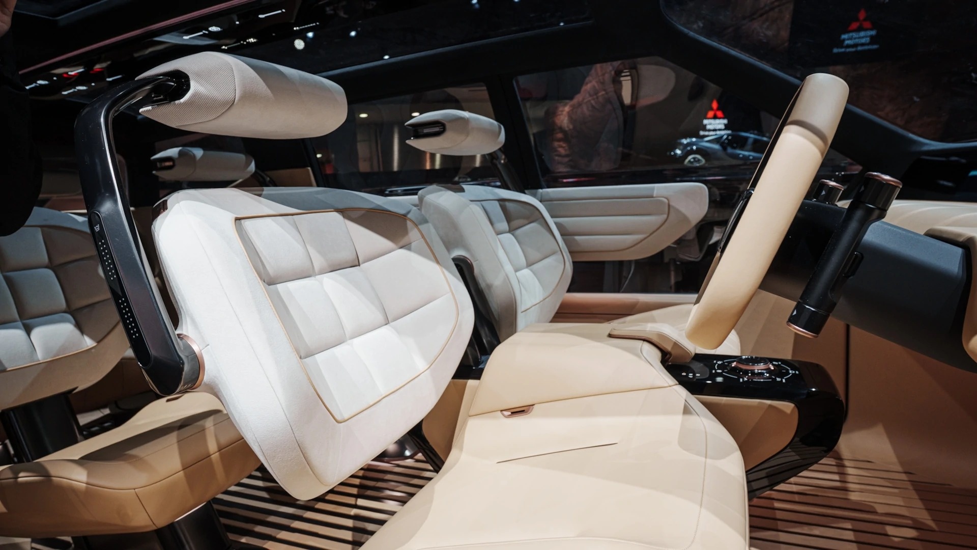 Mitsubishi Elevance Concept ảnh 8 Mitsubishi Elevance Concept anh 8