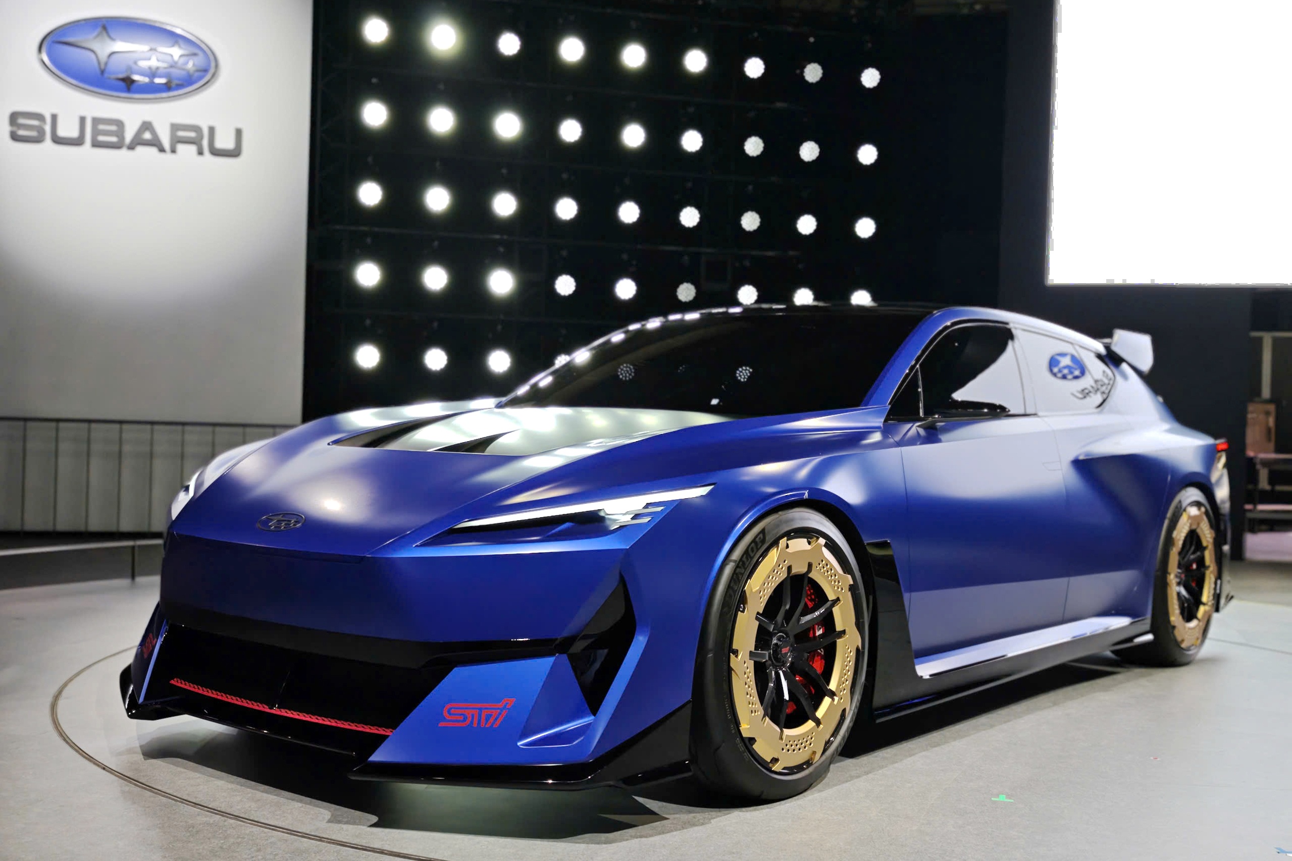 Ngam nhin concept xe the thao moi cua Subaru - khi sieu xe dien hoa hinh anh