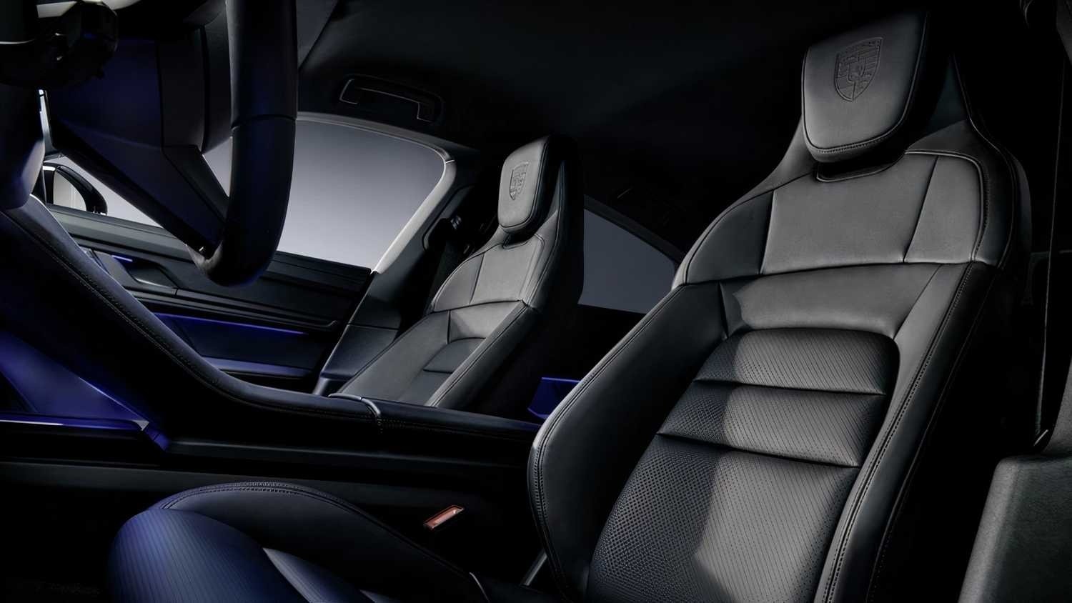 Nhung mau xe sang loai bo trang bi 'da that' khoi noi that hinh anh