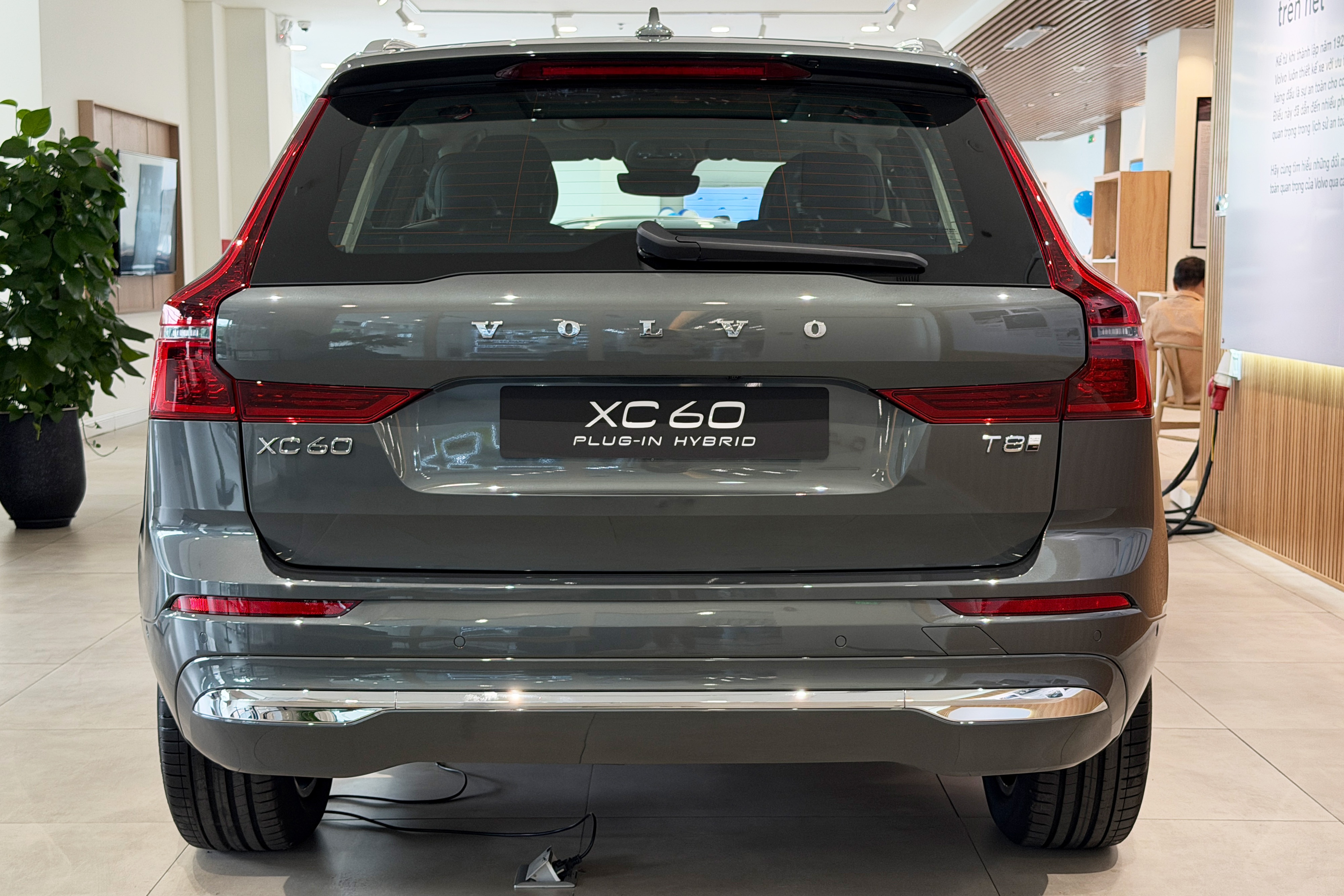 Volvo,  XC60,  Mercedes-Benz anh 7