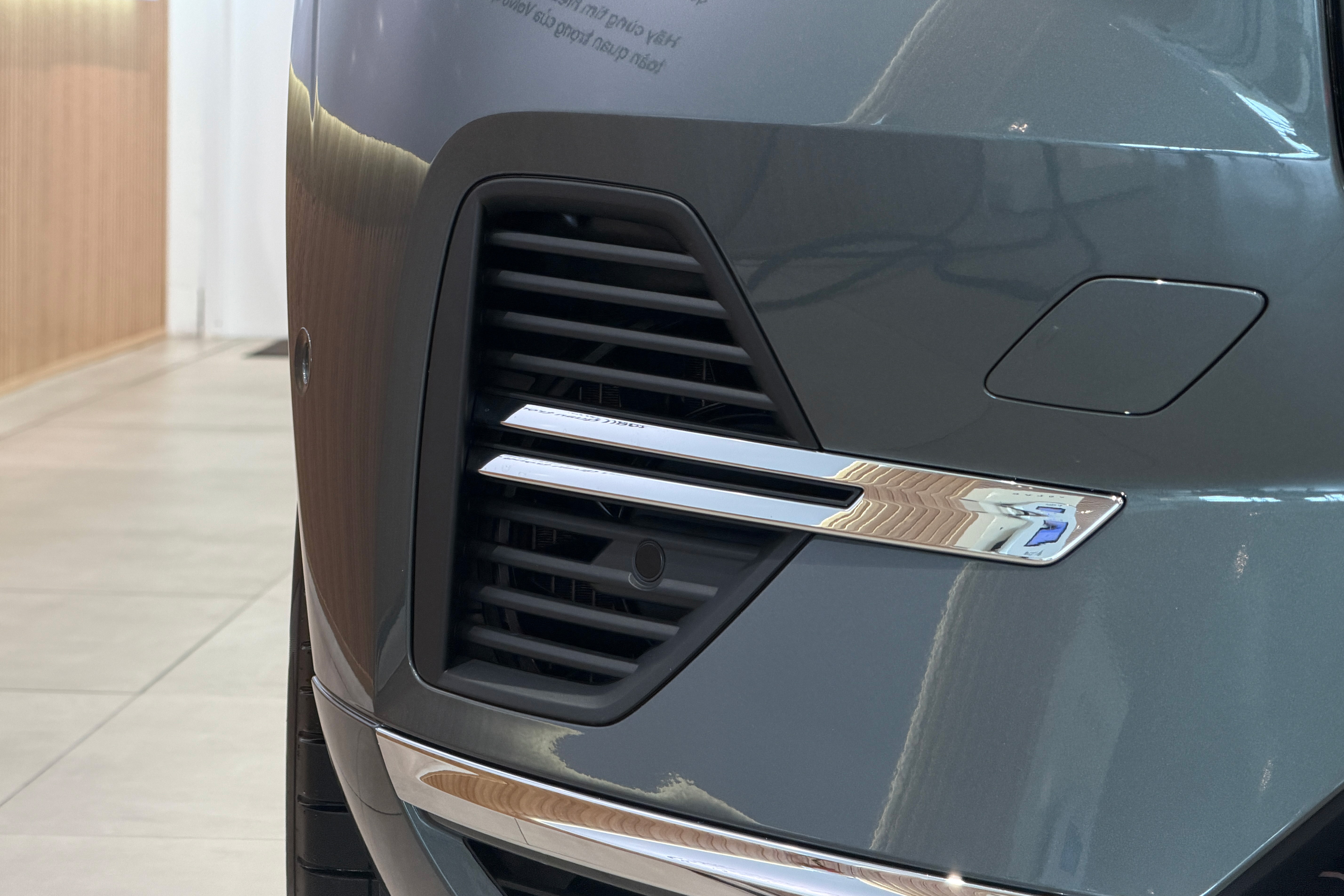 Volvo,  XC60,  Mercedes-Benz anh 4