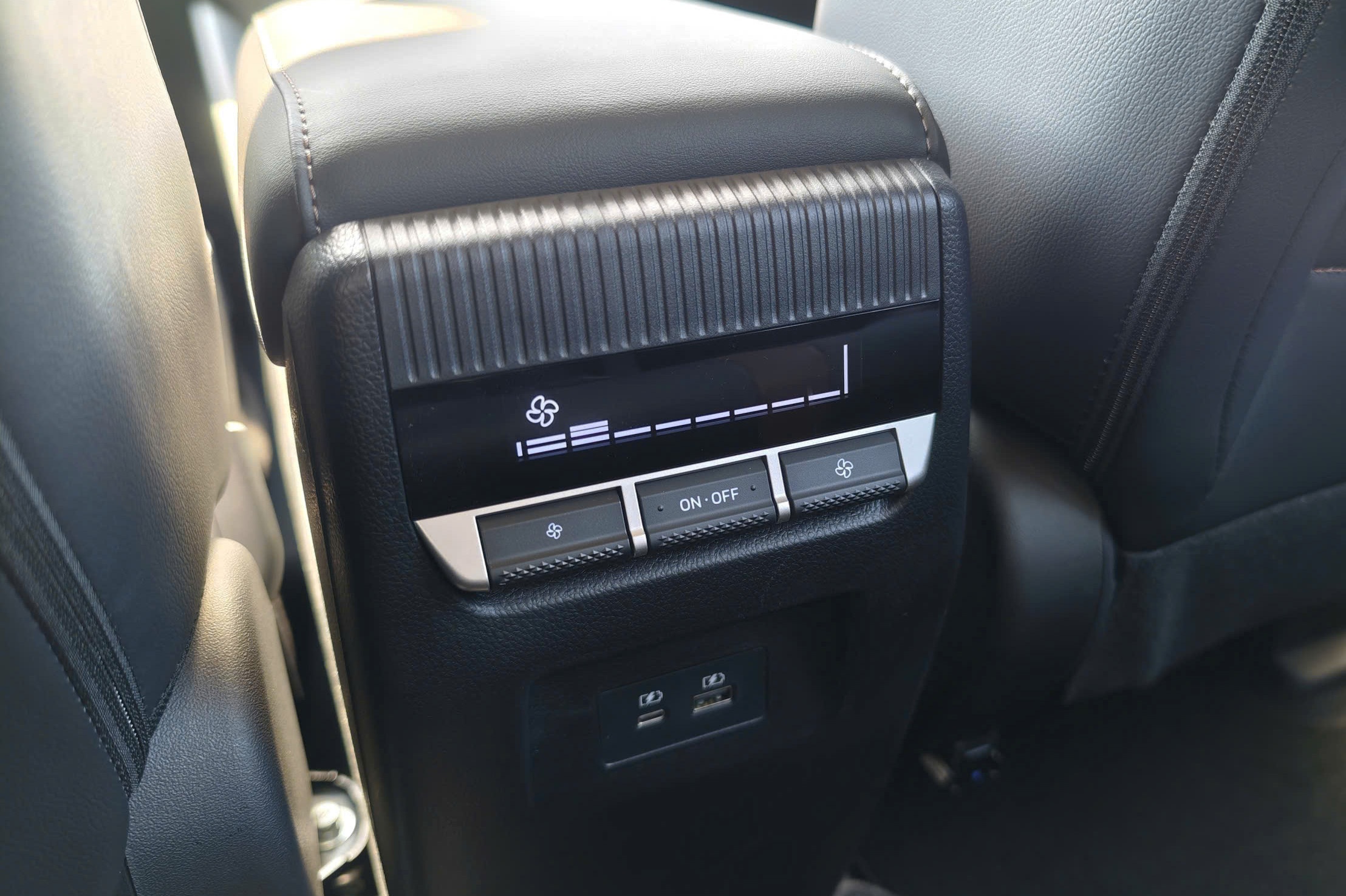 Mitsubishi, Mitsubishi Destinator ảnh 12 Mitsubishi, Mitsubishi Destinator anh 12