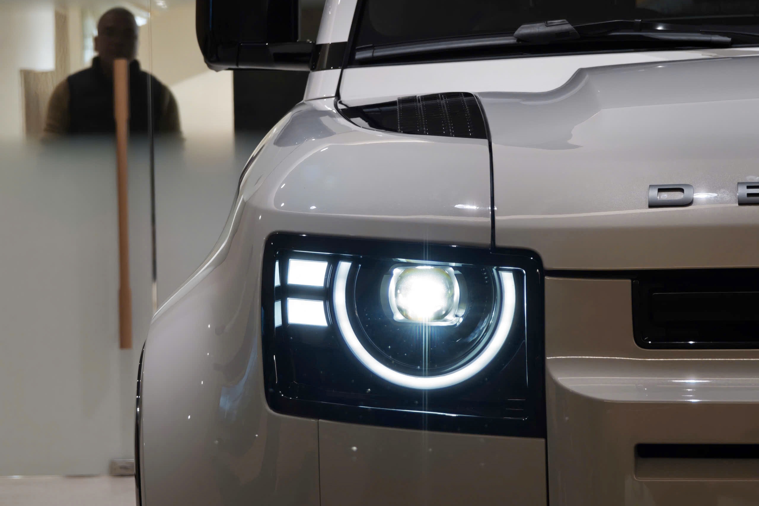 Defender,  Land Rover anh 3