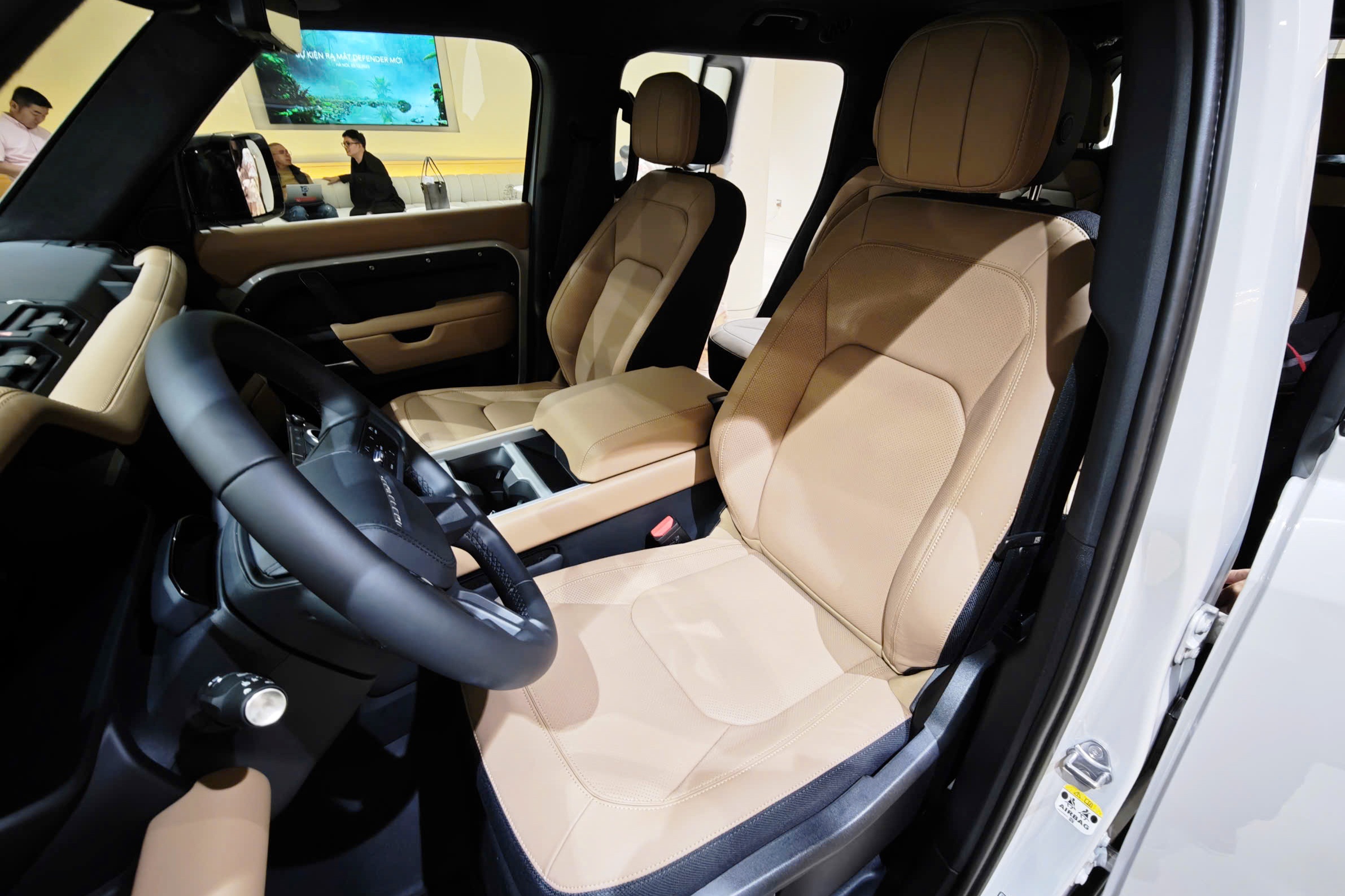 Defender,  Land Rover anh 5