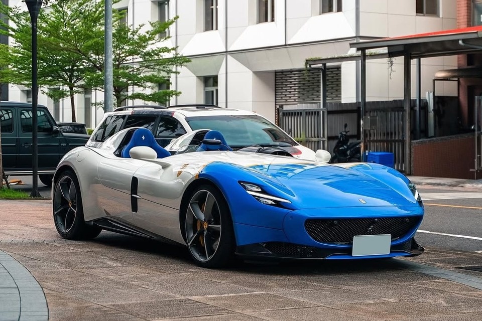 tran chi,  lua dao,  sieu xe anh 3