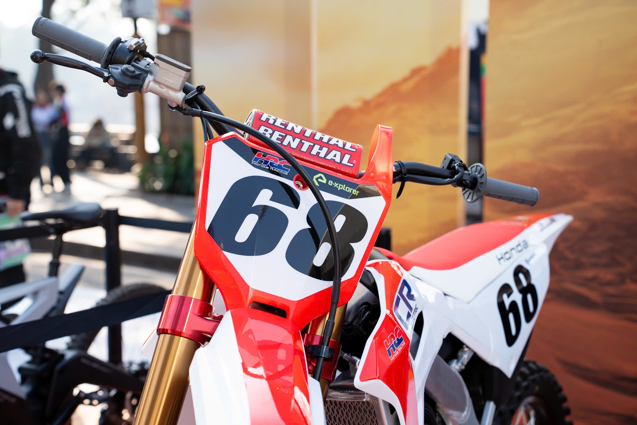 Honda,  cao cao dien anh 4